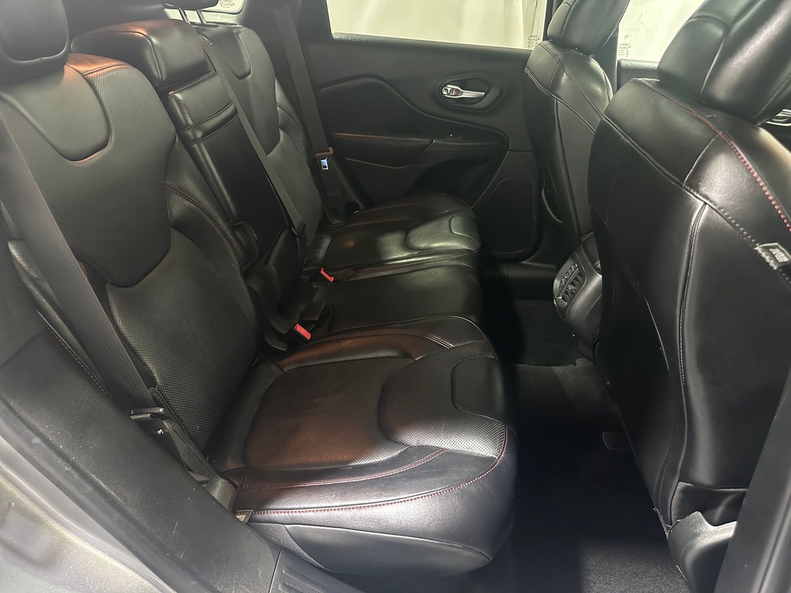 Thumbnail: 2015 Jeep Cherokee - 5