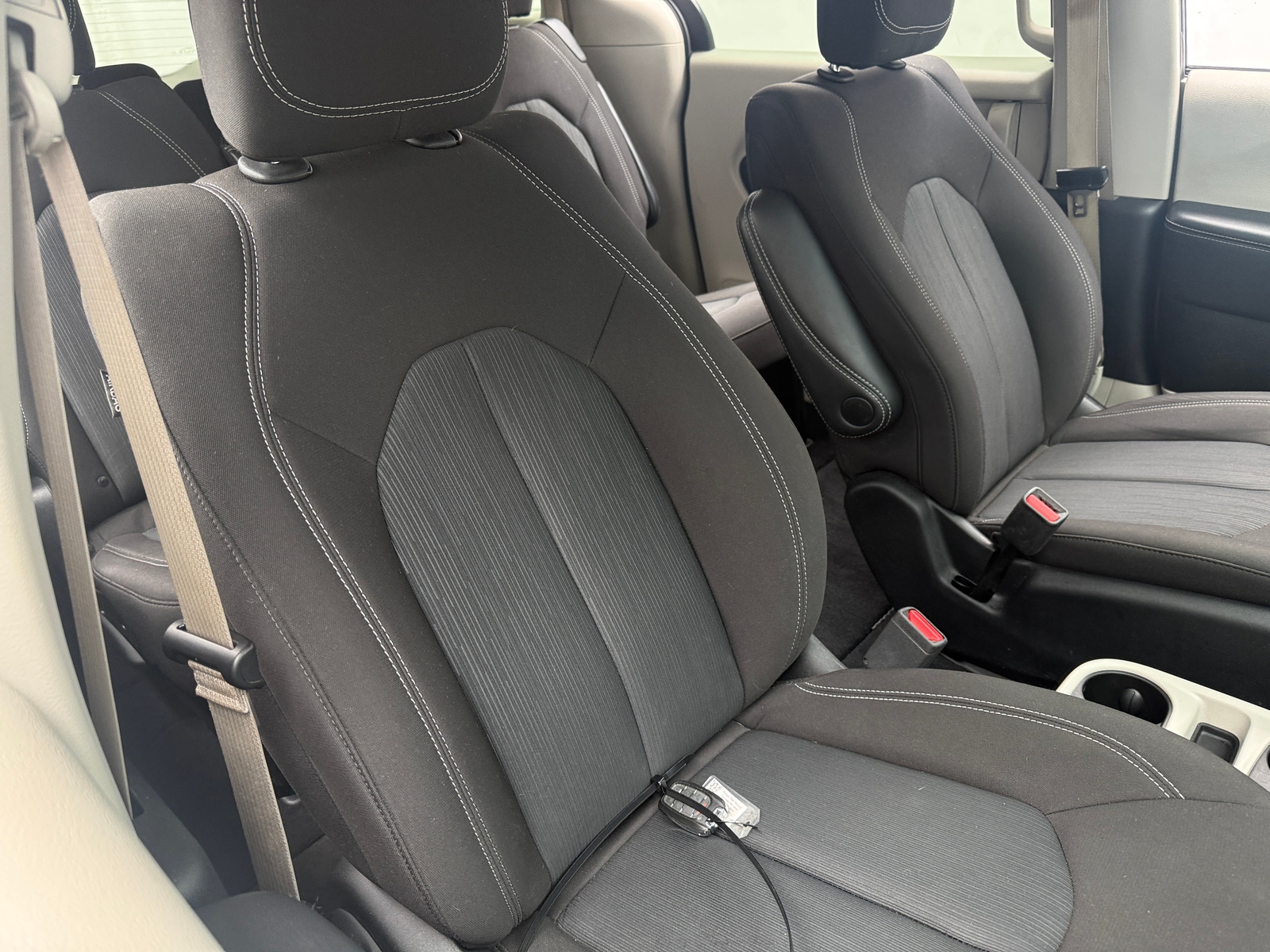 Thumbnail: 2023 Chrysler Voyager - 2