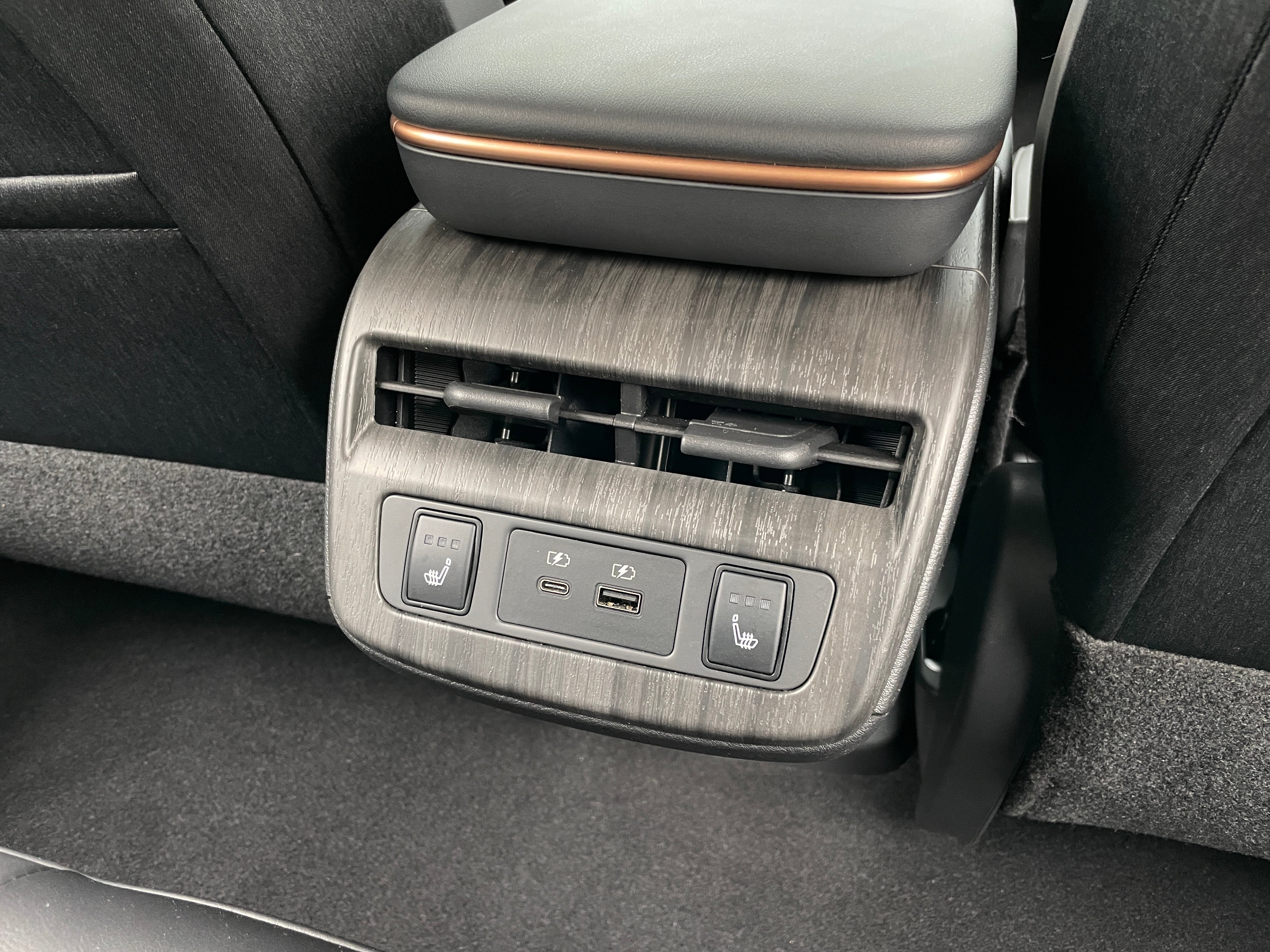 Used 2024 Nissan ARIYA Engage+ with VIN JN1DF0BBXRM739013 for sale in Pewaukee, WI