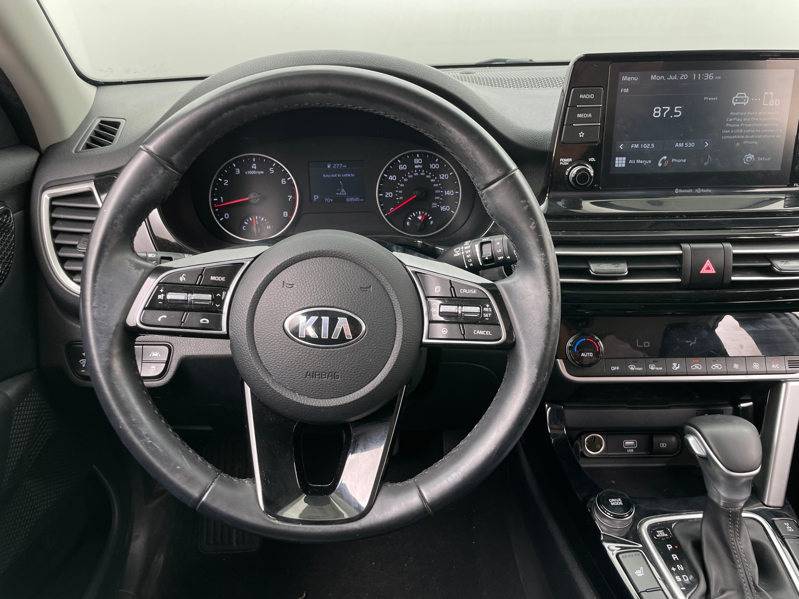 Thumbnail: 2021 Kia Seltos - 4