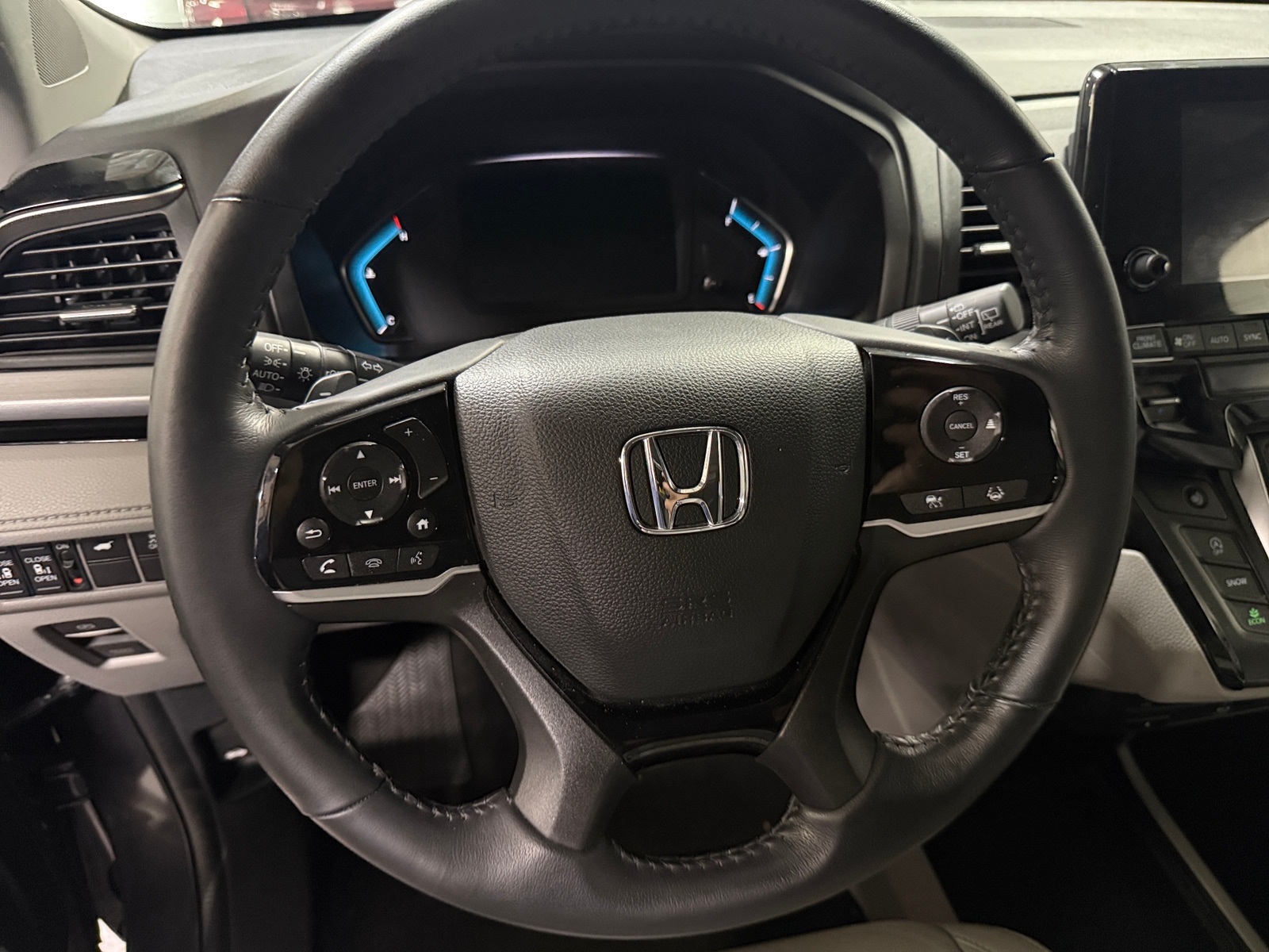 Thumbnail: 2024 Honda Odyssey - 4