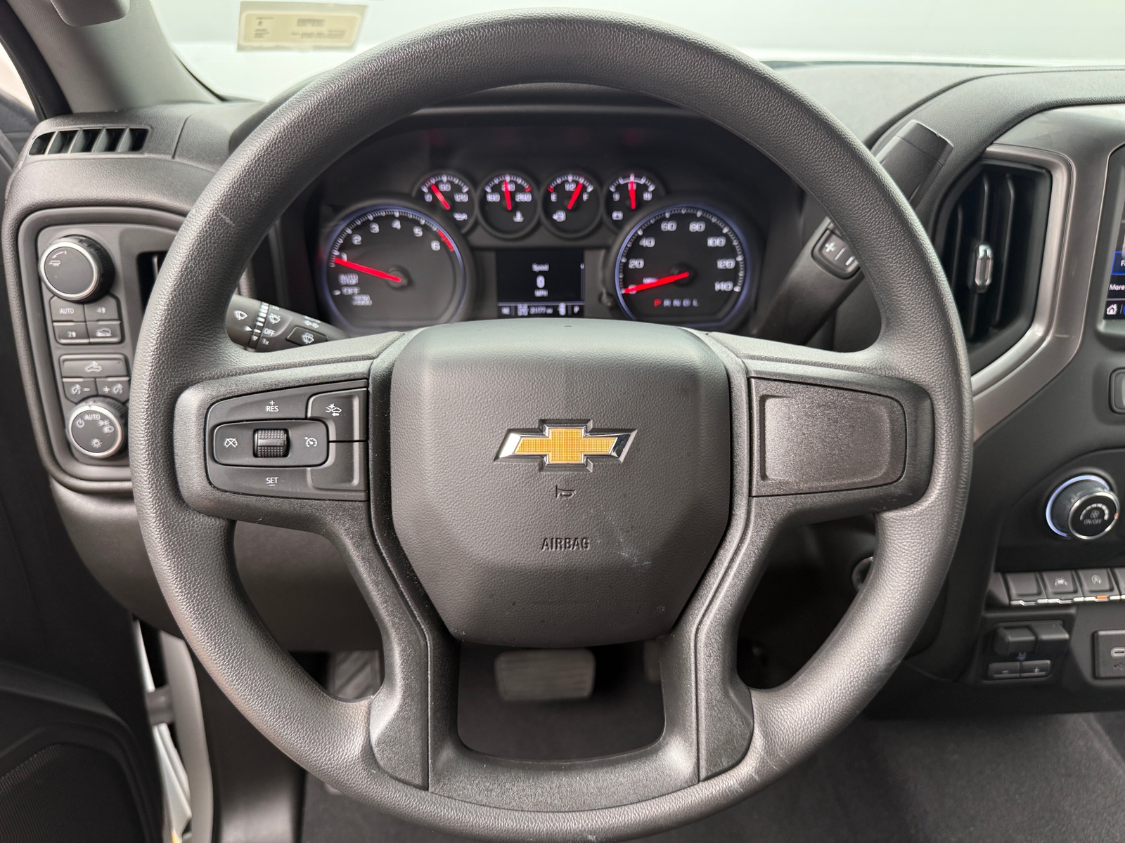 Thumbnail: 2024 Chevrolet Silverado 1500 - 5