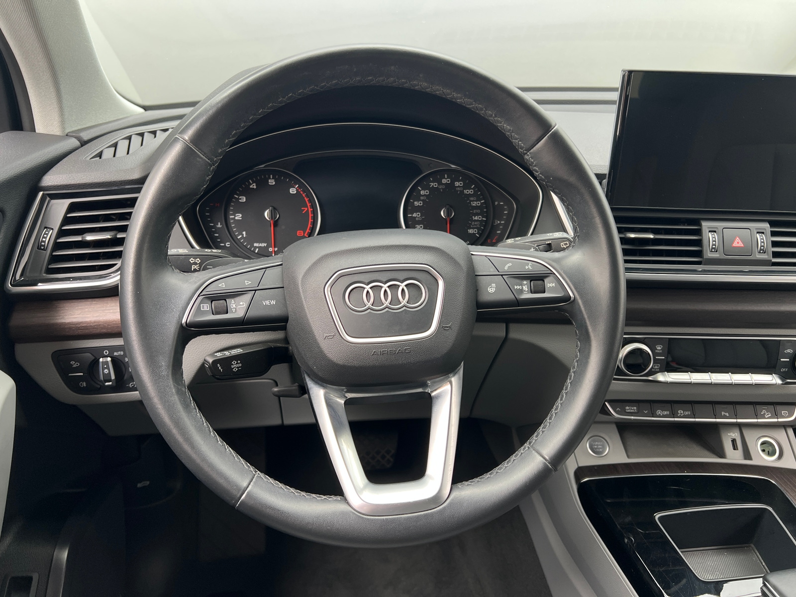 Thumbnail: 2022 Audi Q5 - 4
