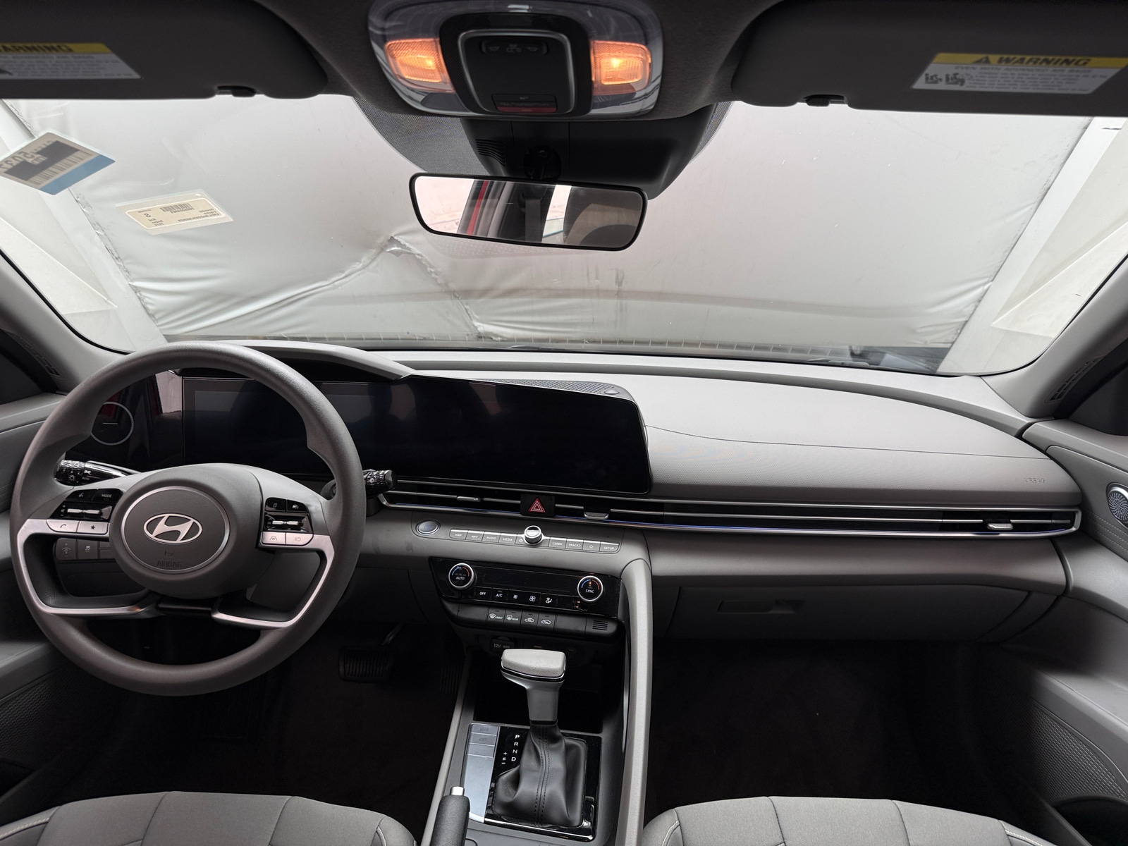 Thumbnail: 2024 Hyundai Elantra - 3