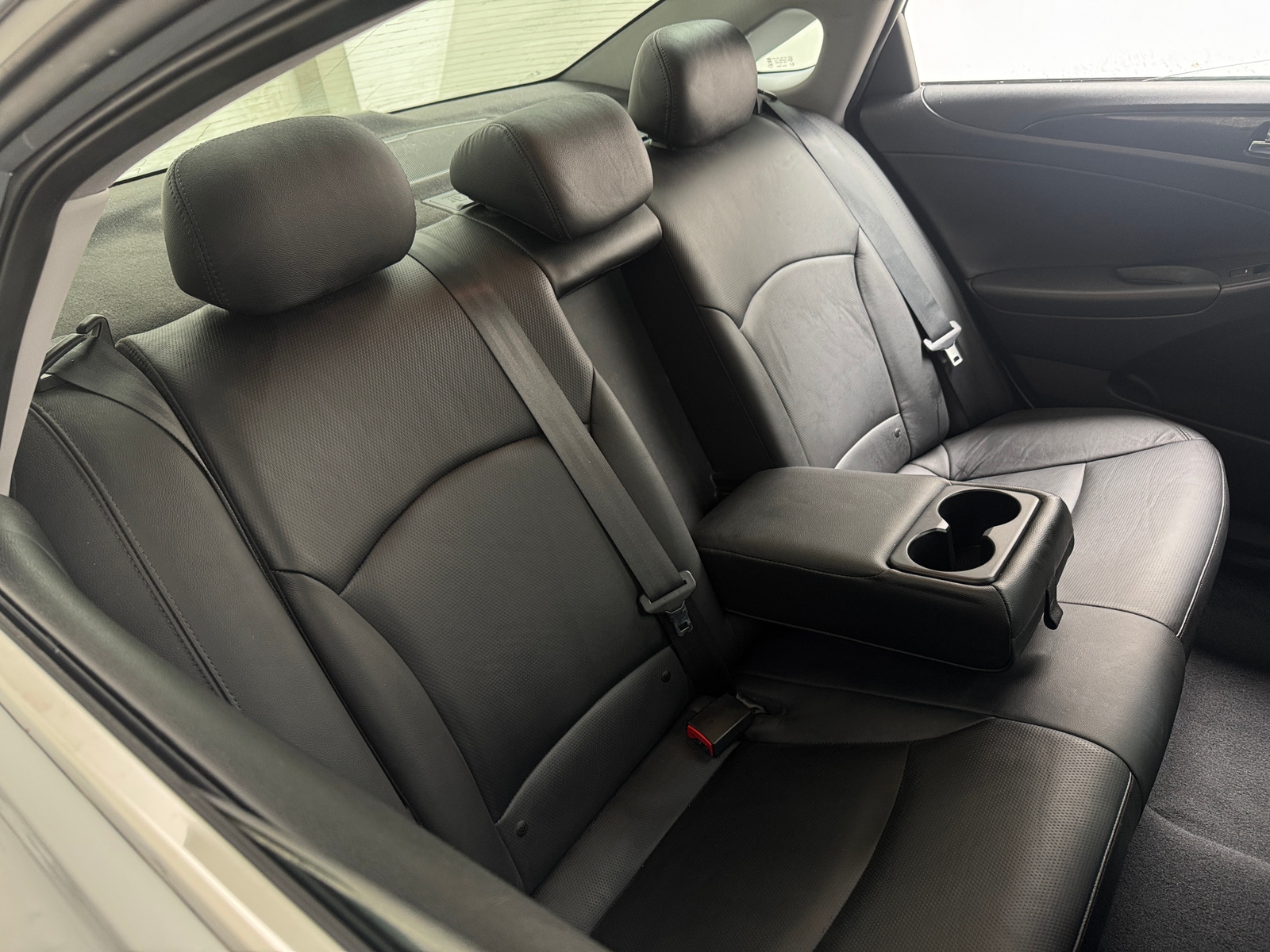 Thumbnail: 2011 Hyundai Sonata - 5