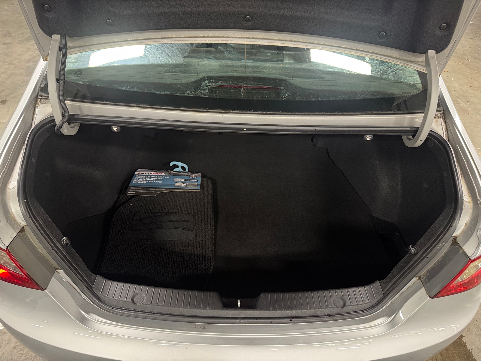 Thumbnail: 2011 Hyundai Sonata - 6