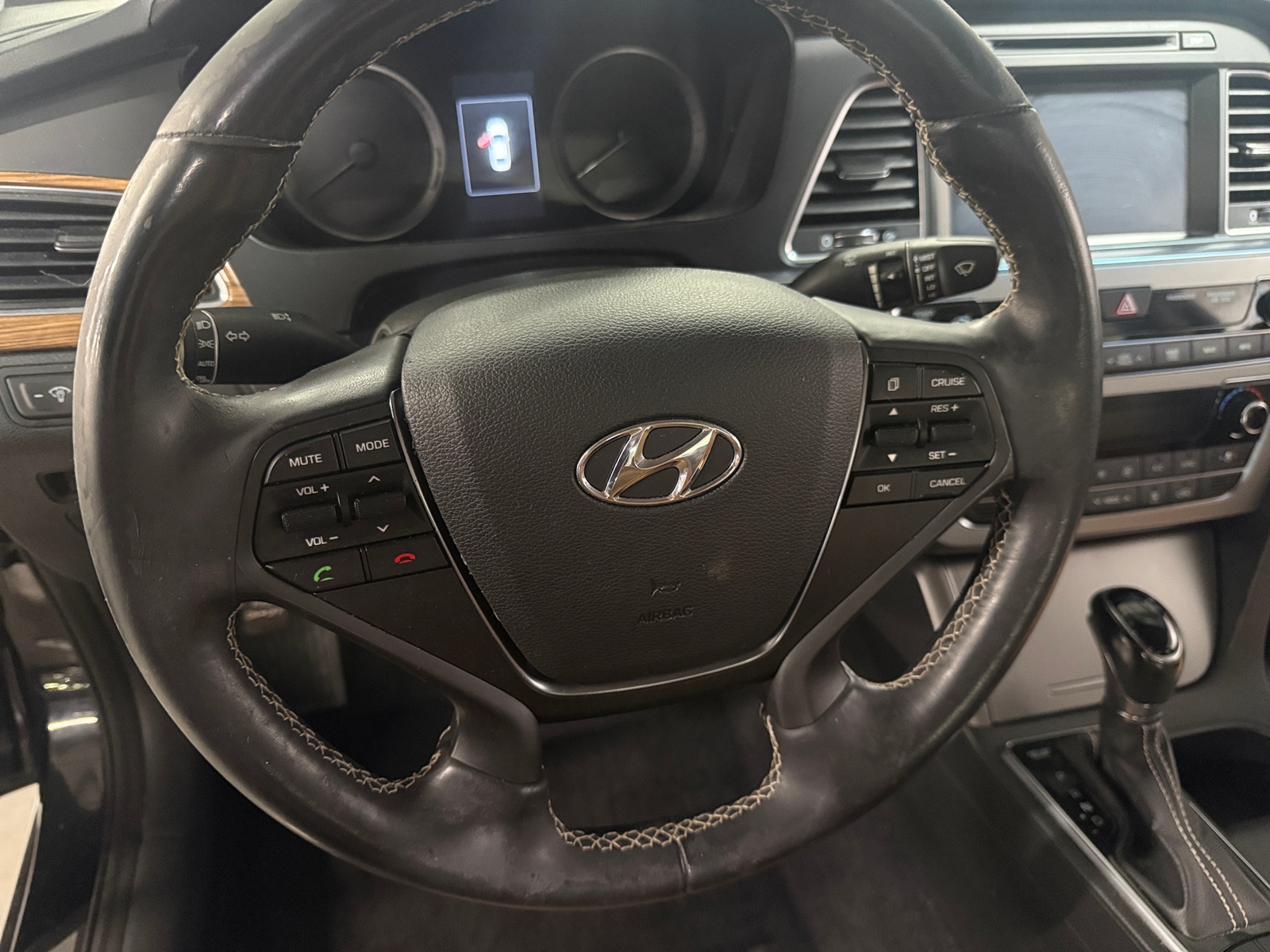 Thumbnail: 2015 Hyundai Sonata - 4