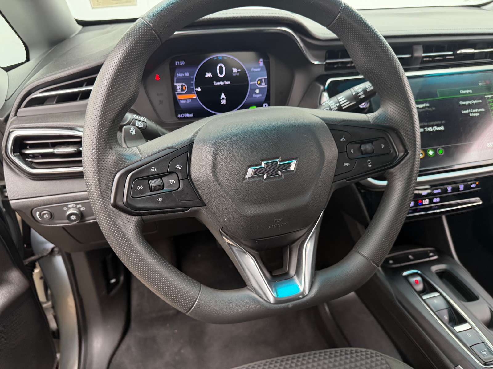Thumbnail: 2023 Chevrolet Bolt EV - 5