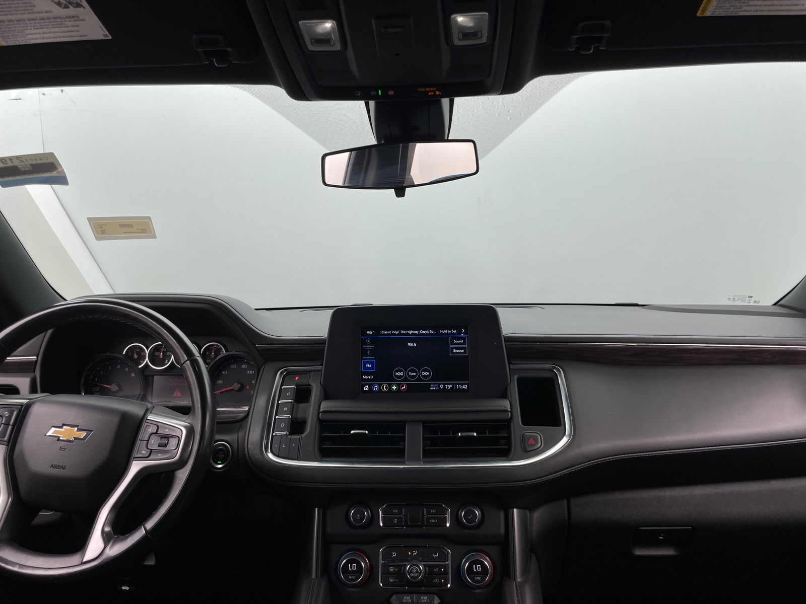 Thumbnail: 2022 Chevrolet Tahoe - 3