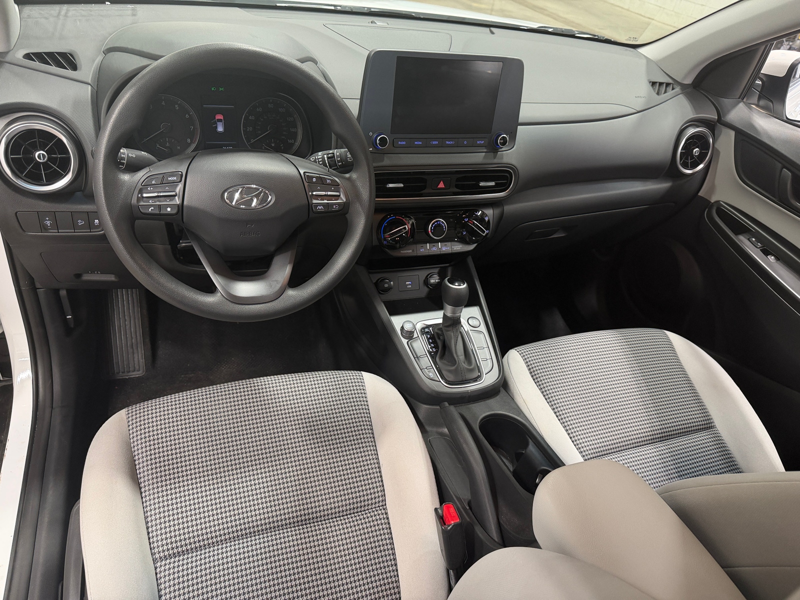 Thumbnail: 2023 Hyundai Kona - 3