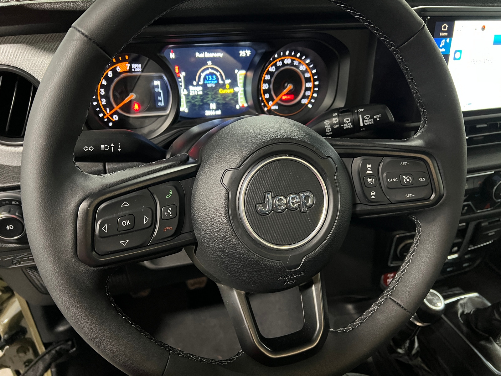 Thumbnail: 2025 Jeep Wrangler - 5