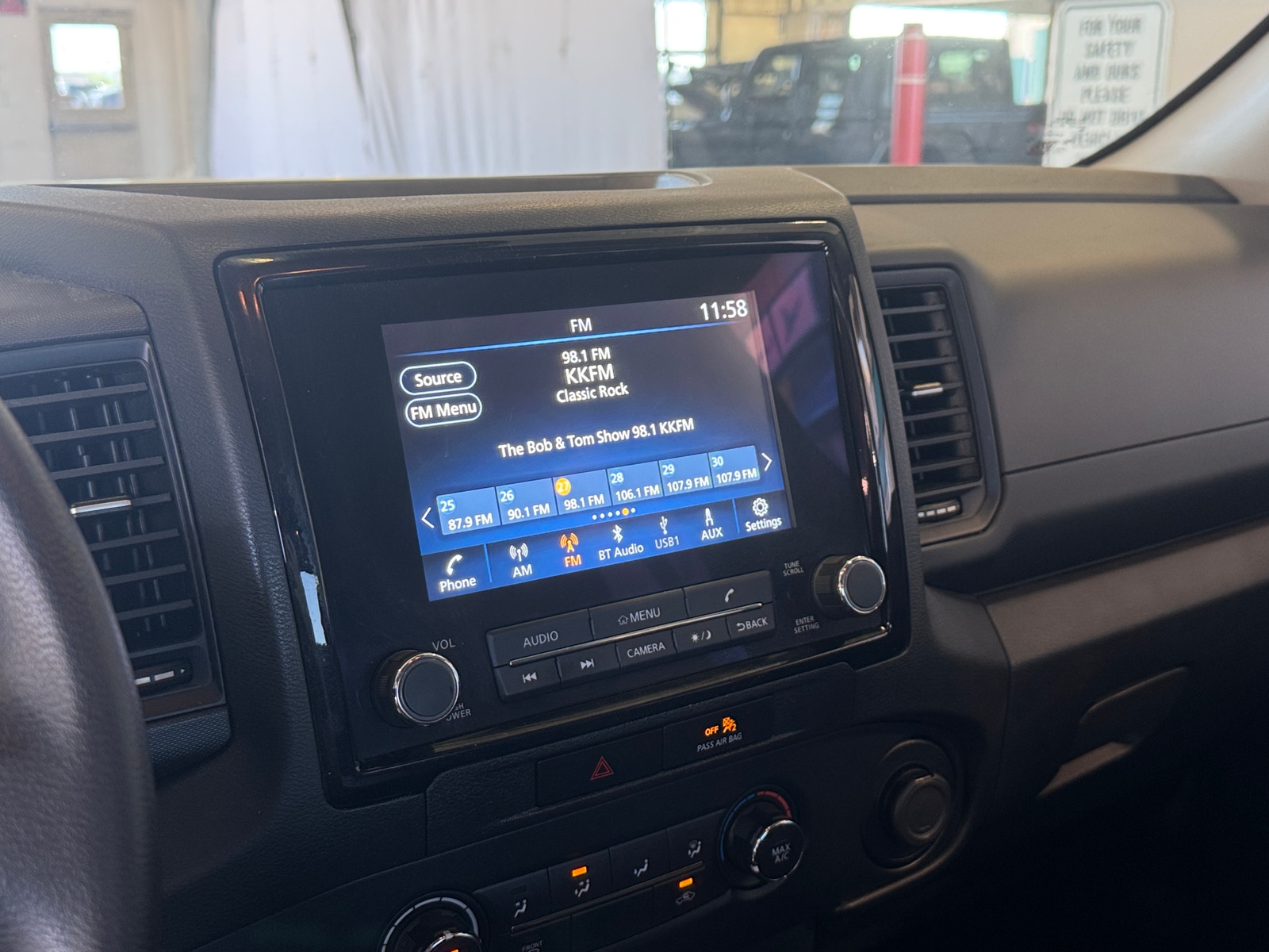 Thumbnail: 2023 Nissan Frontier - 4