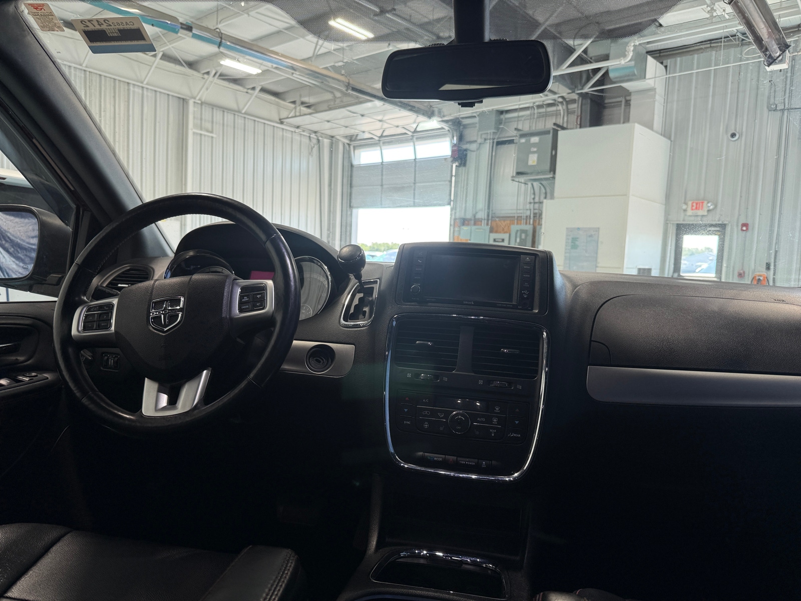 Thumbnail: 2019 Dodge Grand Caravan - 2