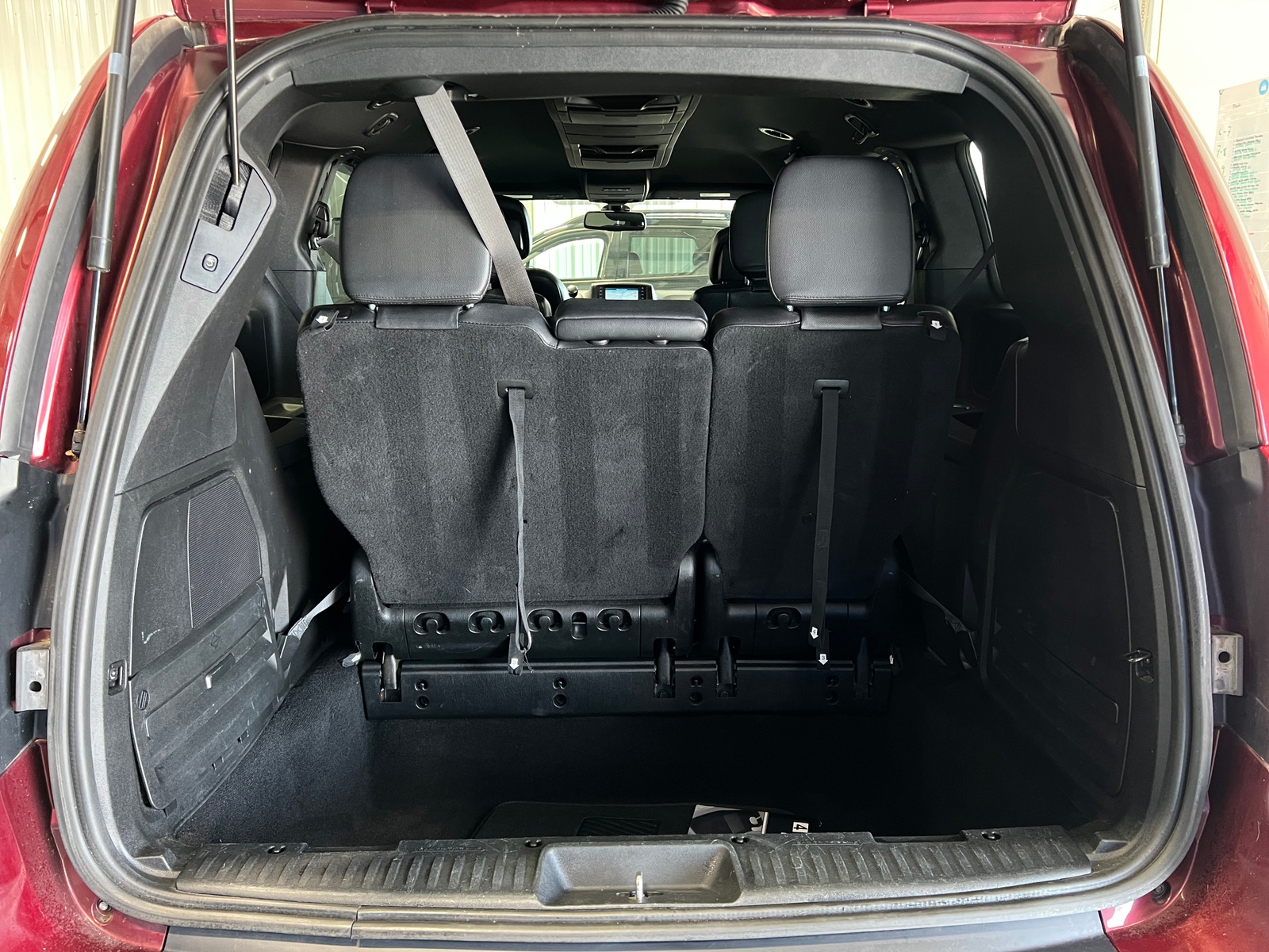 Thumbnail: 2019 Dodge Grand Caravan - 6