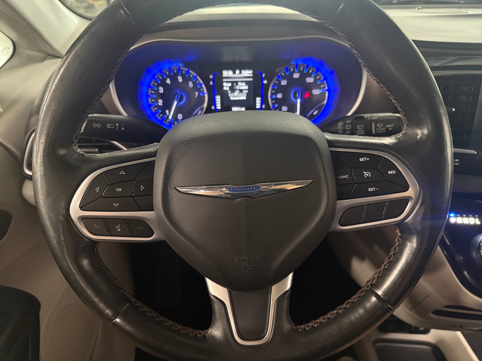 Thumbnail: 2019 Chrysler Pacifica - 4