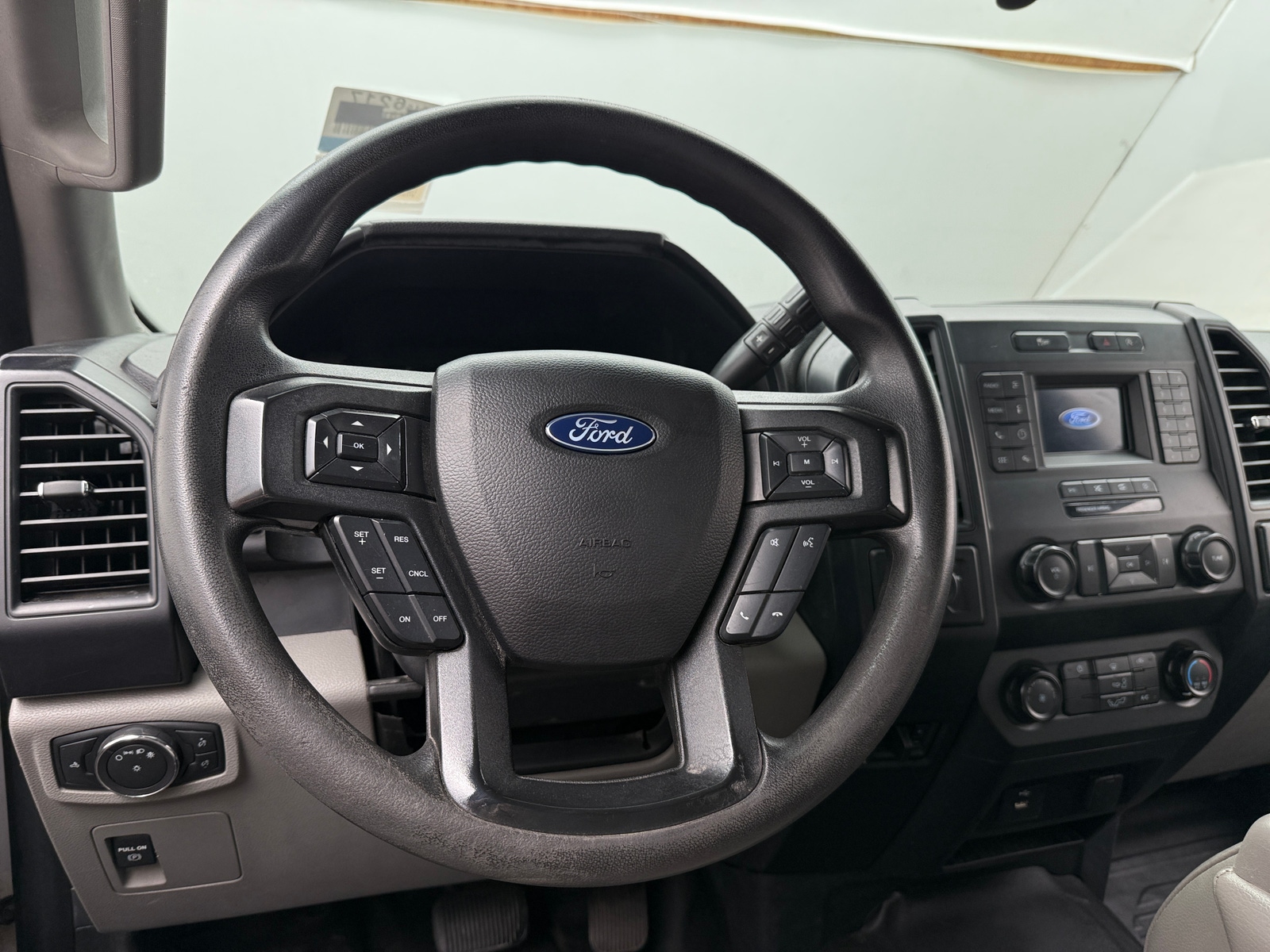Thumbnail: 2019 Ford Econoline - 5