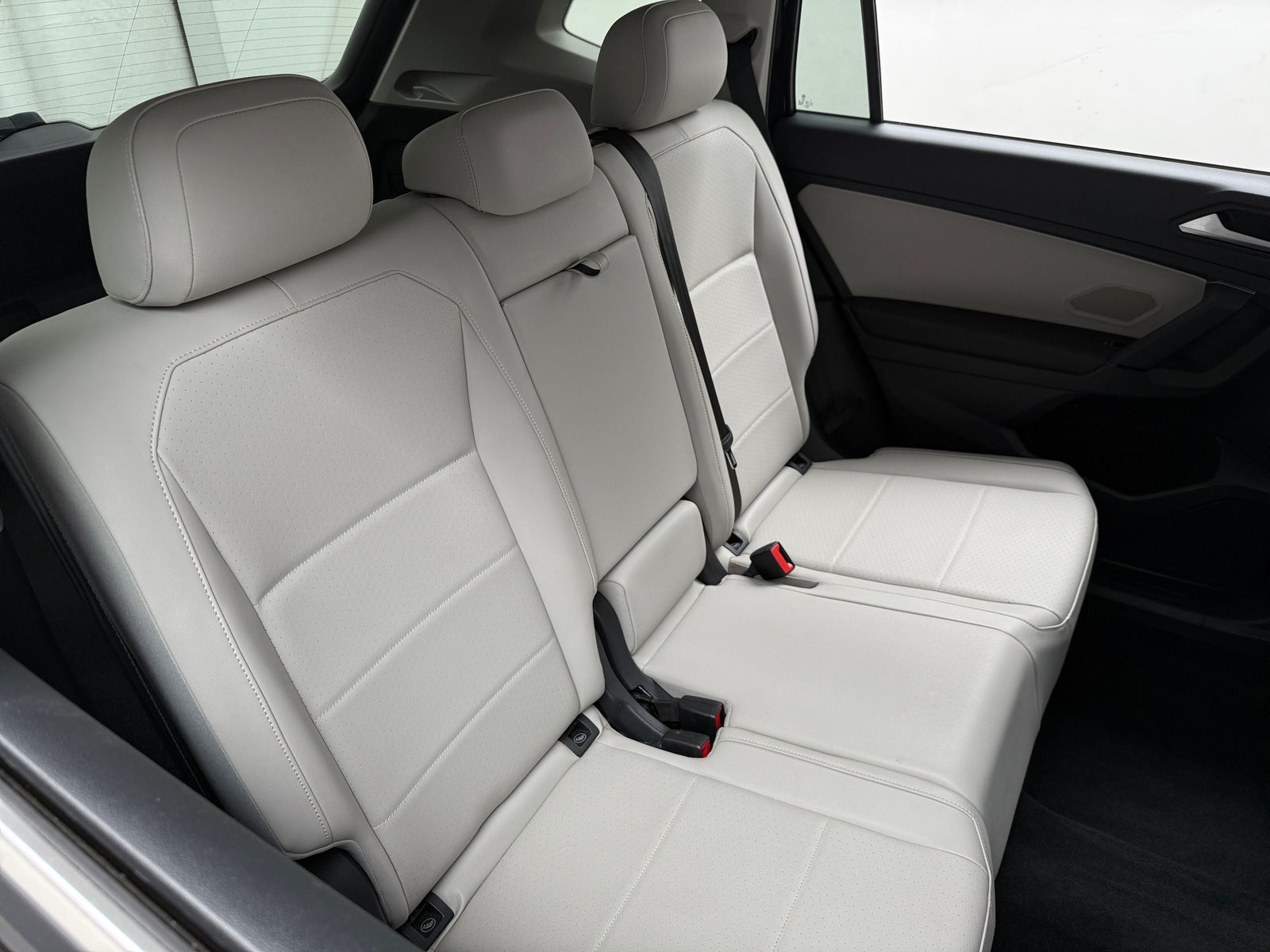 Thumbnail: 2019 Volkswagen Tiguan - 5