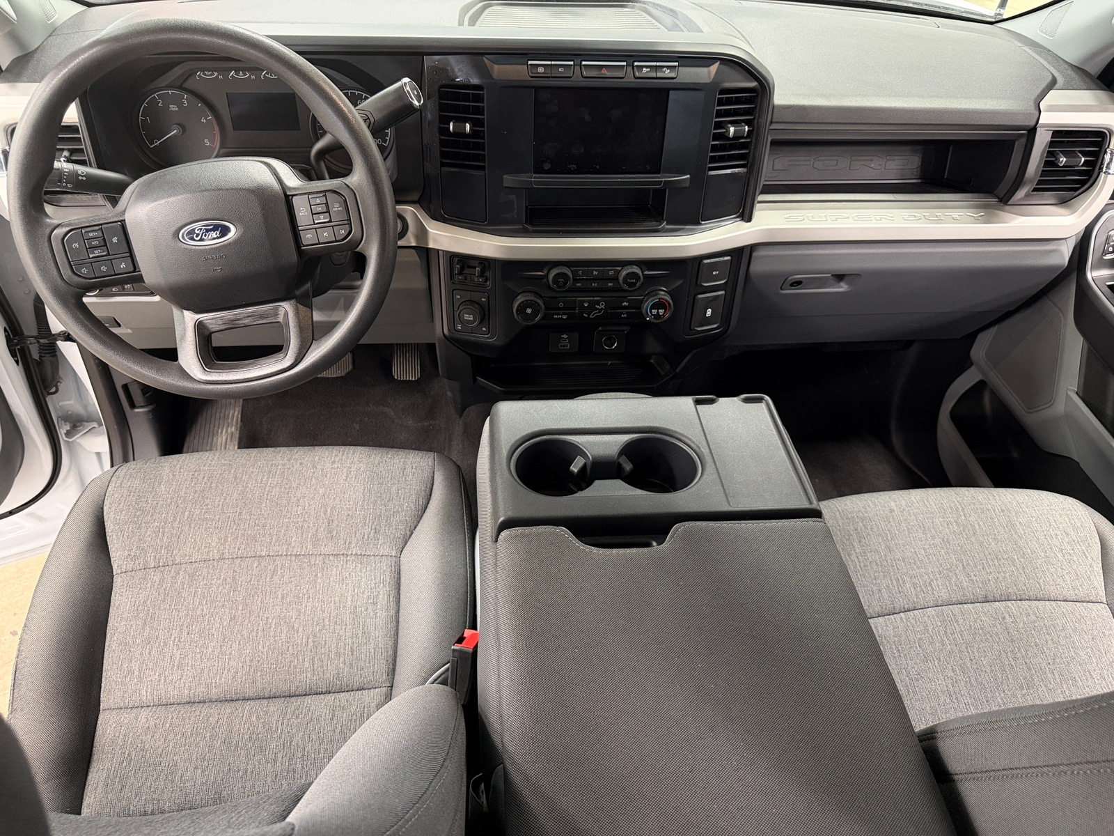 Thumbnail: 2024 Ford Econoline - 3
