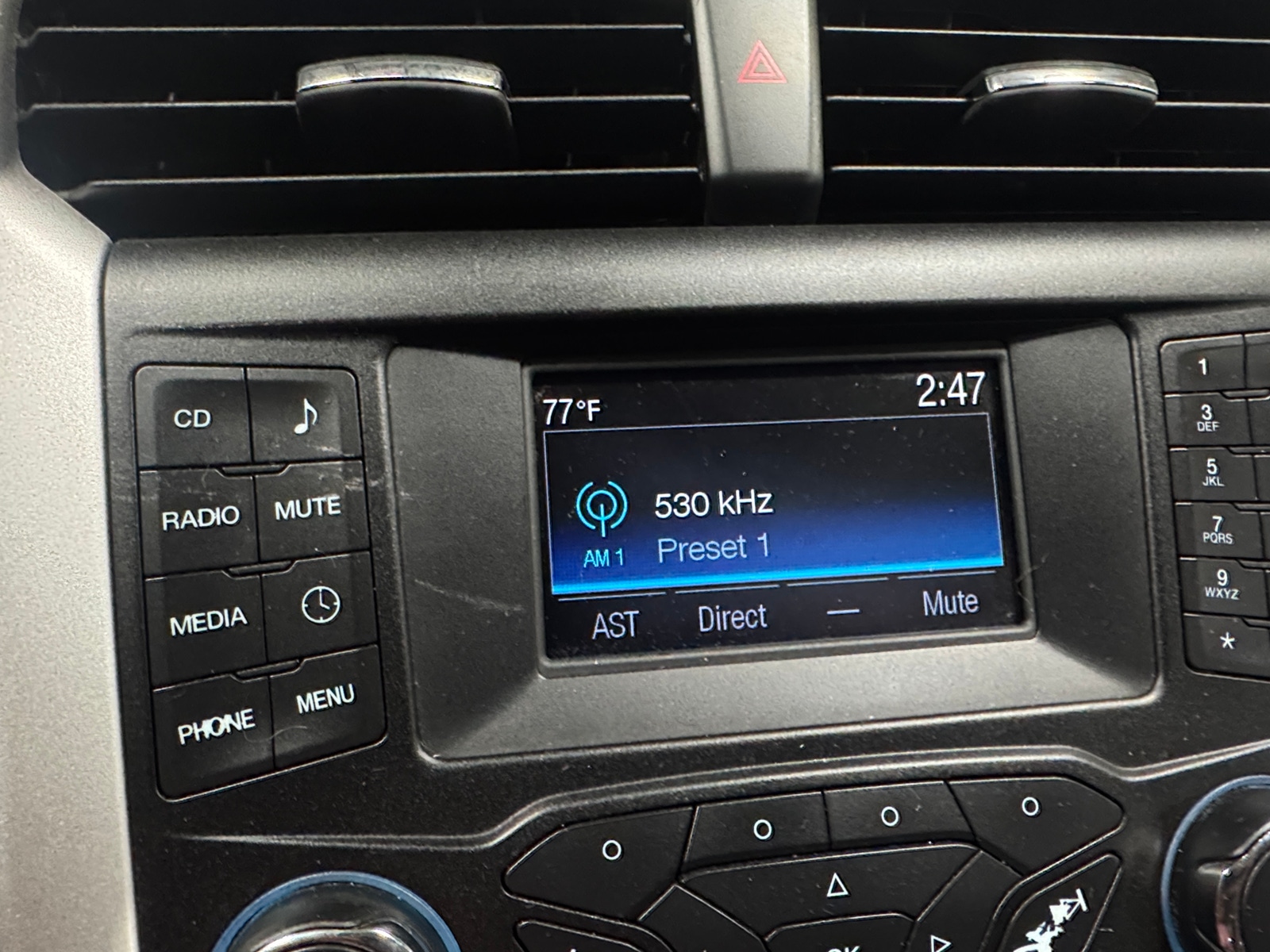 Thumbnail: 2014 Ford Fusion - 4