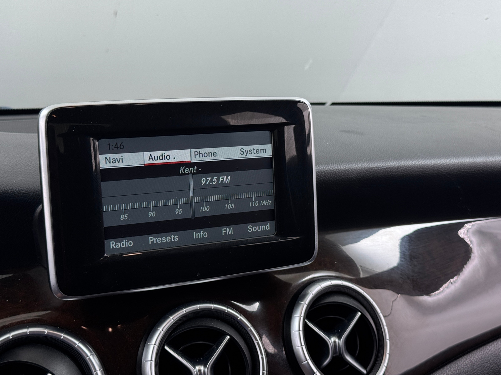 Thumbnail: 2014 Mercedes-Benz CLA - 3