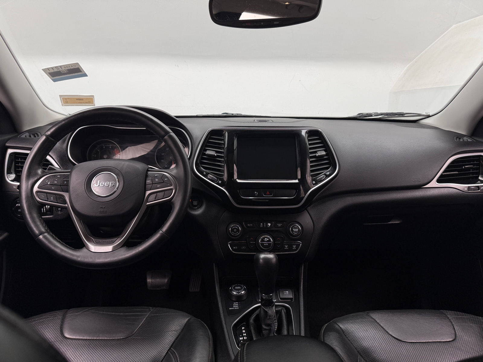 Thumbnail: 2019 Jeep Cherokee - 2