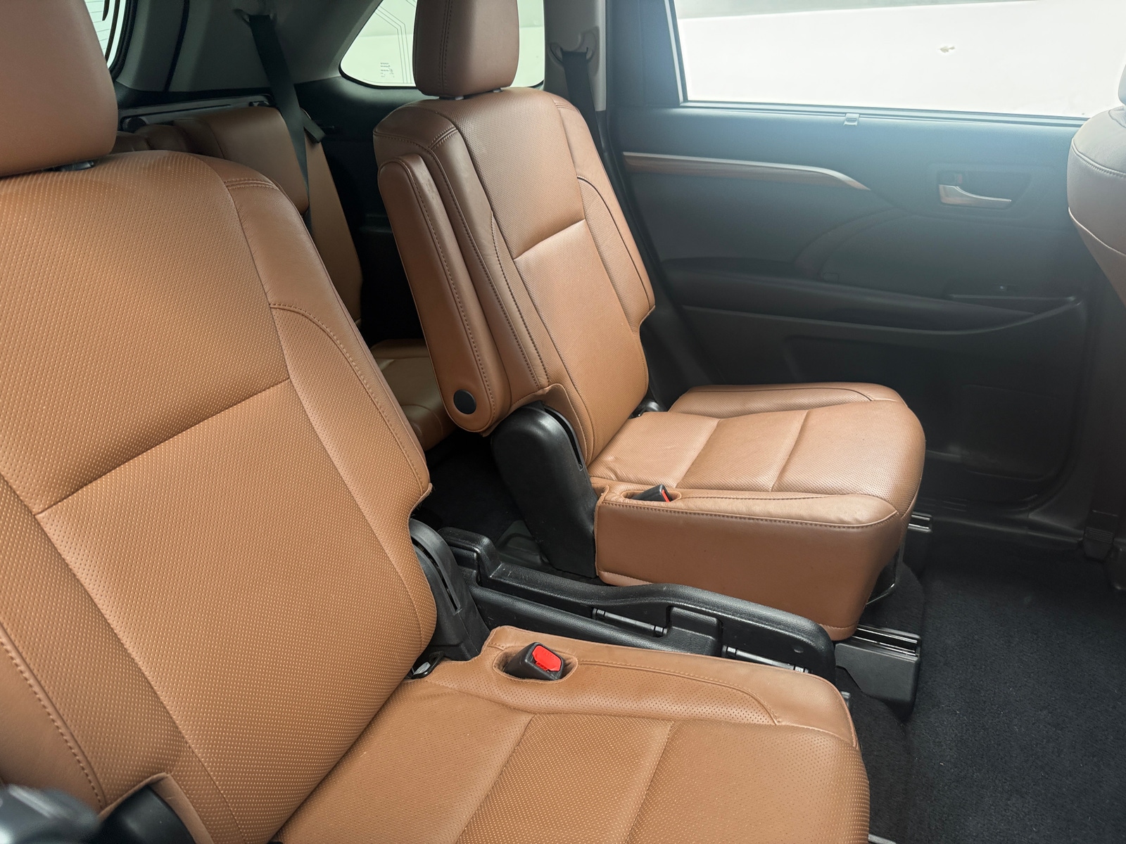 Thumbnail: 2019 Toyota Highlander - 5
