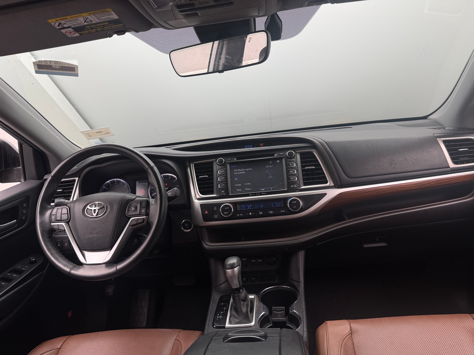 Thumbnail: 2019 Toyota Highlander - 2