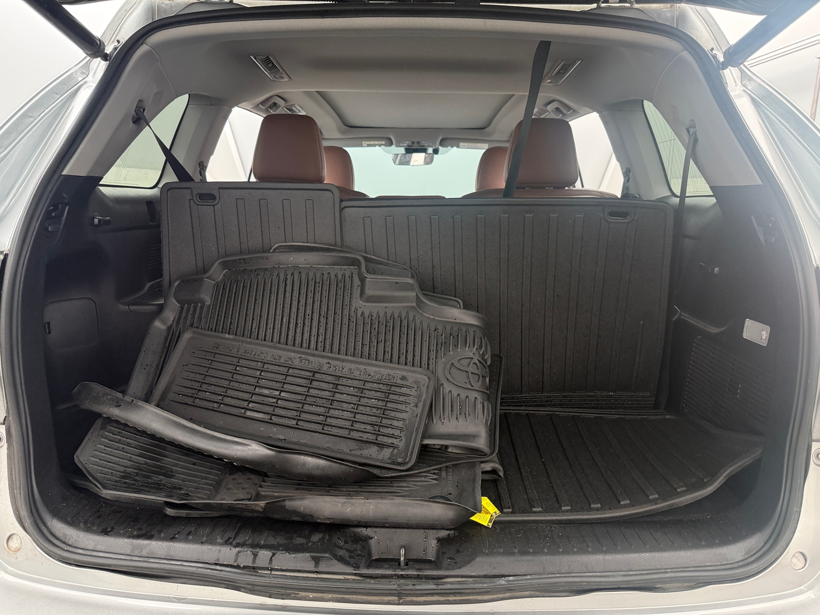 Thumbnail: 2019 Toyota Highlander - 6