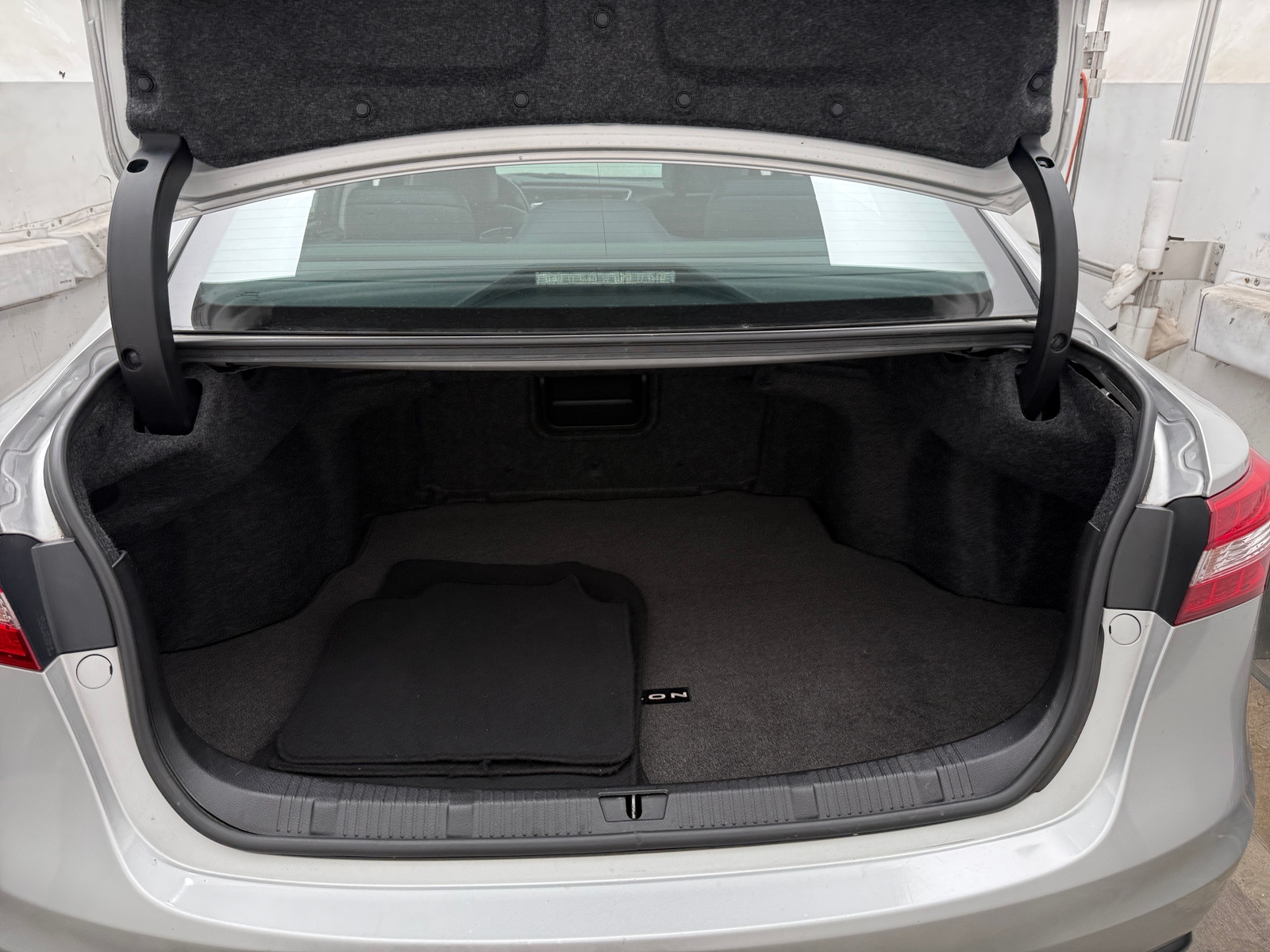Thumbnail: 2013 Toyota Avalon - 7