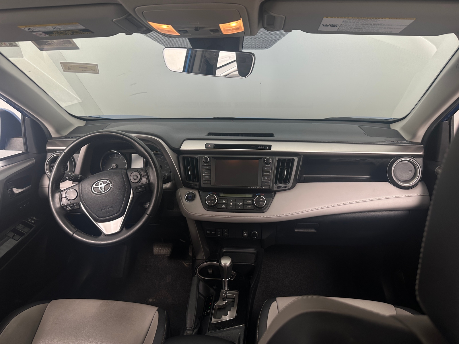 Thumbnail: 2018 Toyota RAV4 - 2