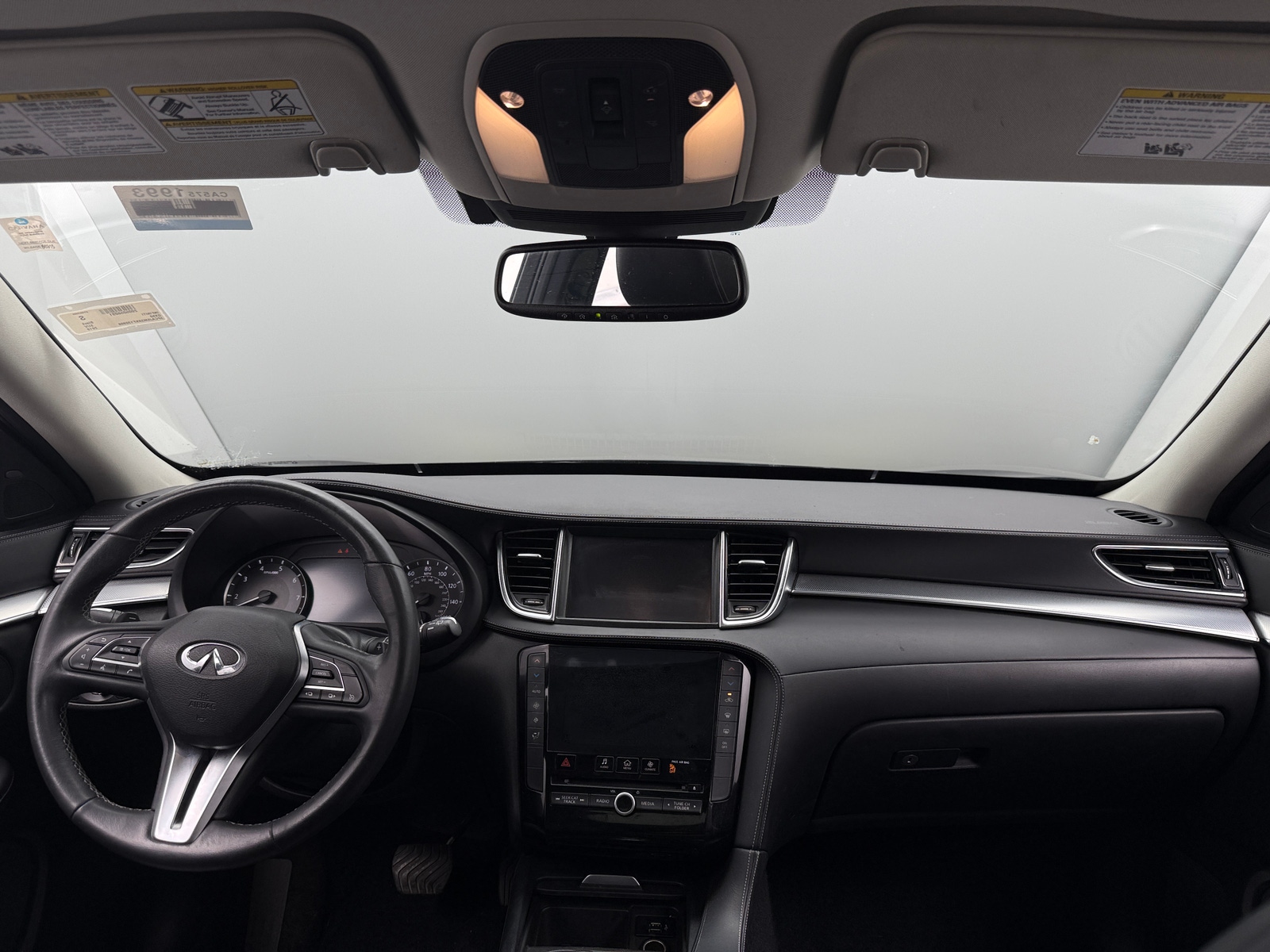Thumbnail: 2019 INFINITI QX50 - 3