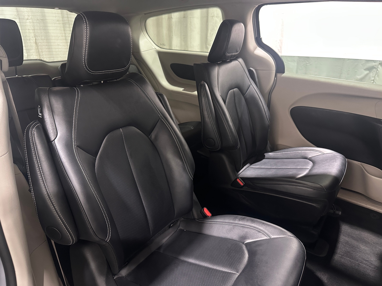 Thumbnail: 2024 Chrysler Pacifica - 5