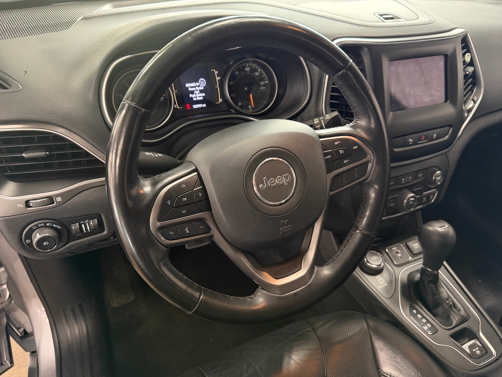 Thumbnail: 2020 Jeep Cherokee - 4
