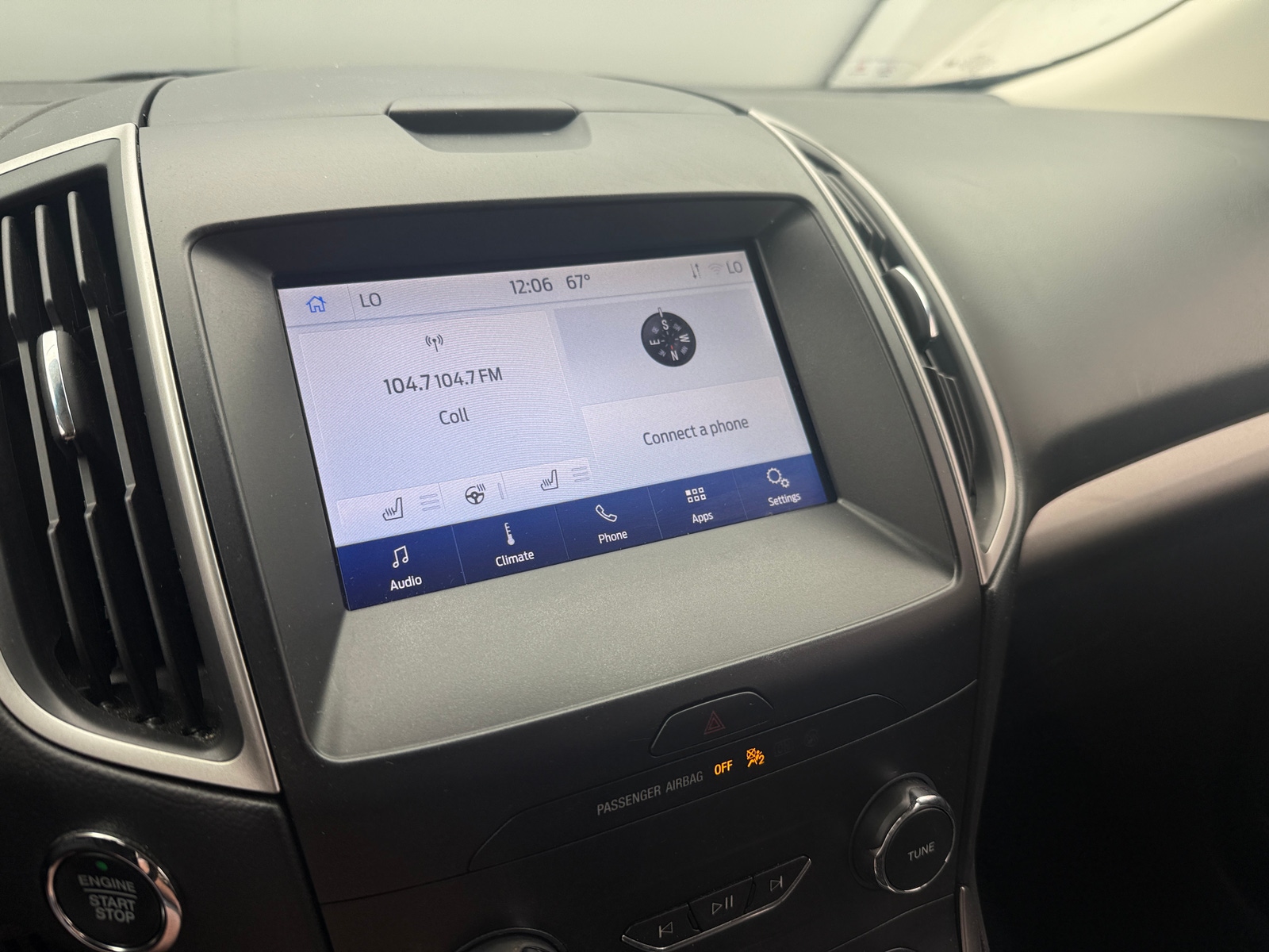 Thumbnail: 2019 Ford Edge - 3