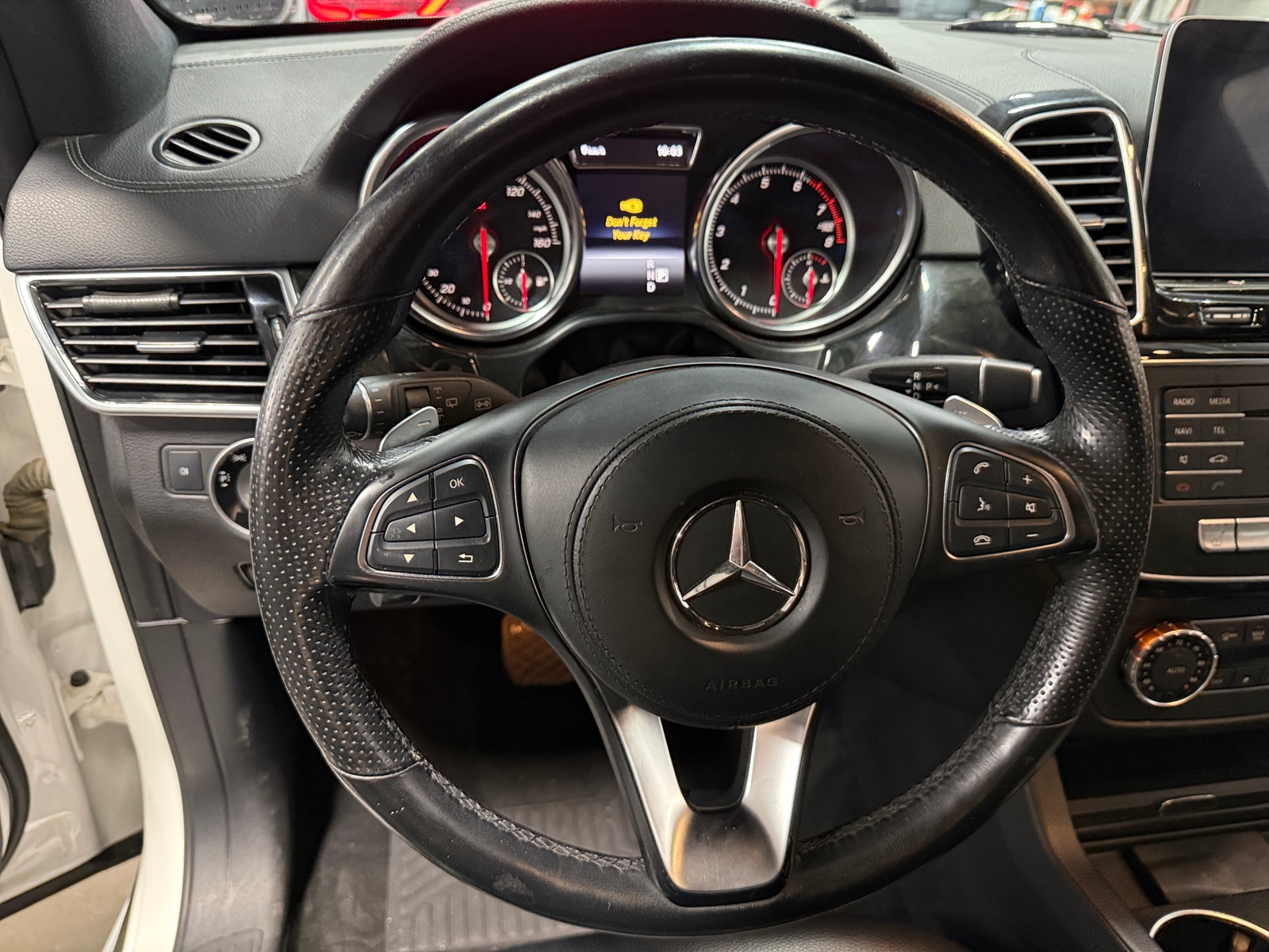 Thumbnail: 2019 Mercedes-Benz GLS - 4