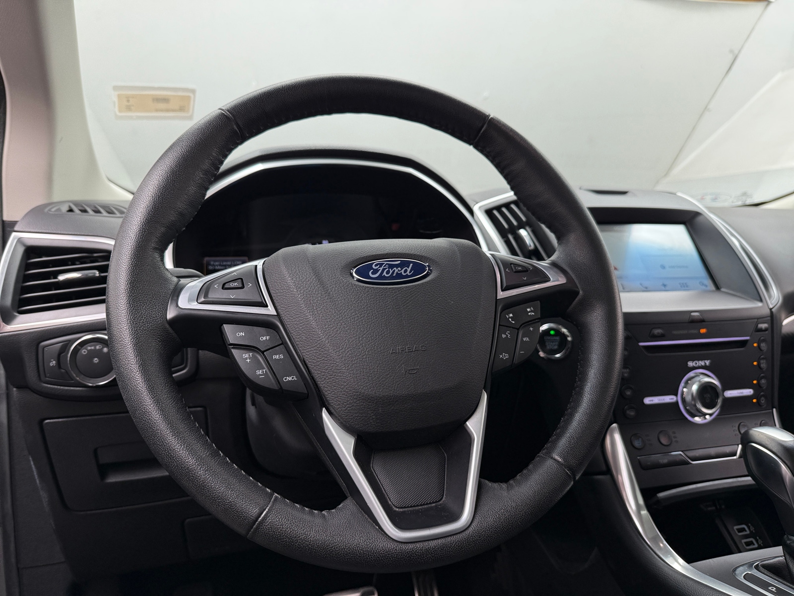 Thumbnail: 2017 Ford Edge - 4