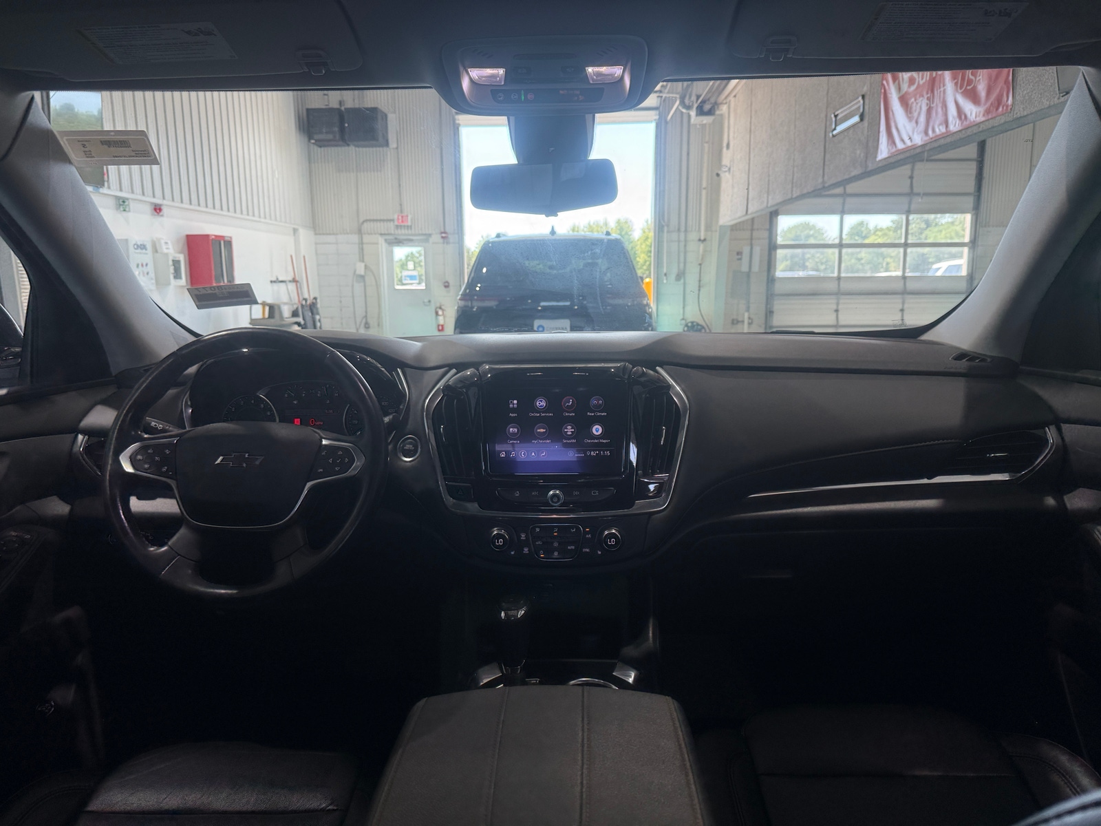 Thumbnail: 2020 Chevrolet Traverse - 2