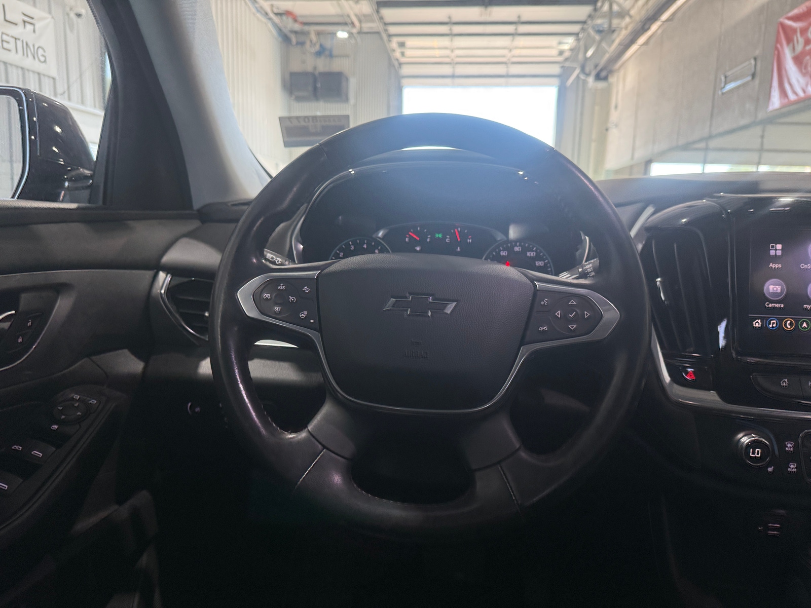 Thumbnail: 2020 Chevrolet Traverse - 4