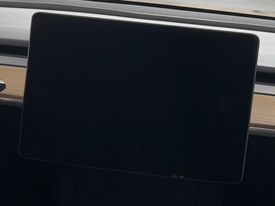 Thumbnail: 2023 Tesla Model Y - 3