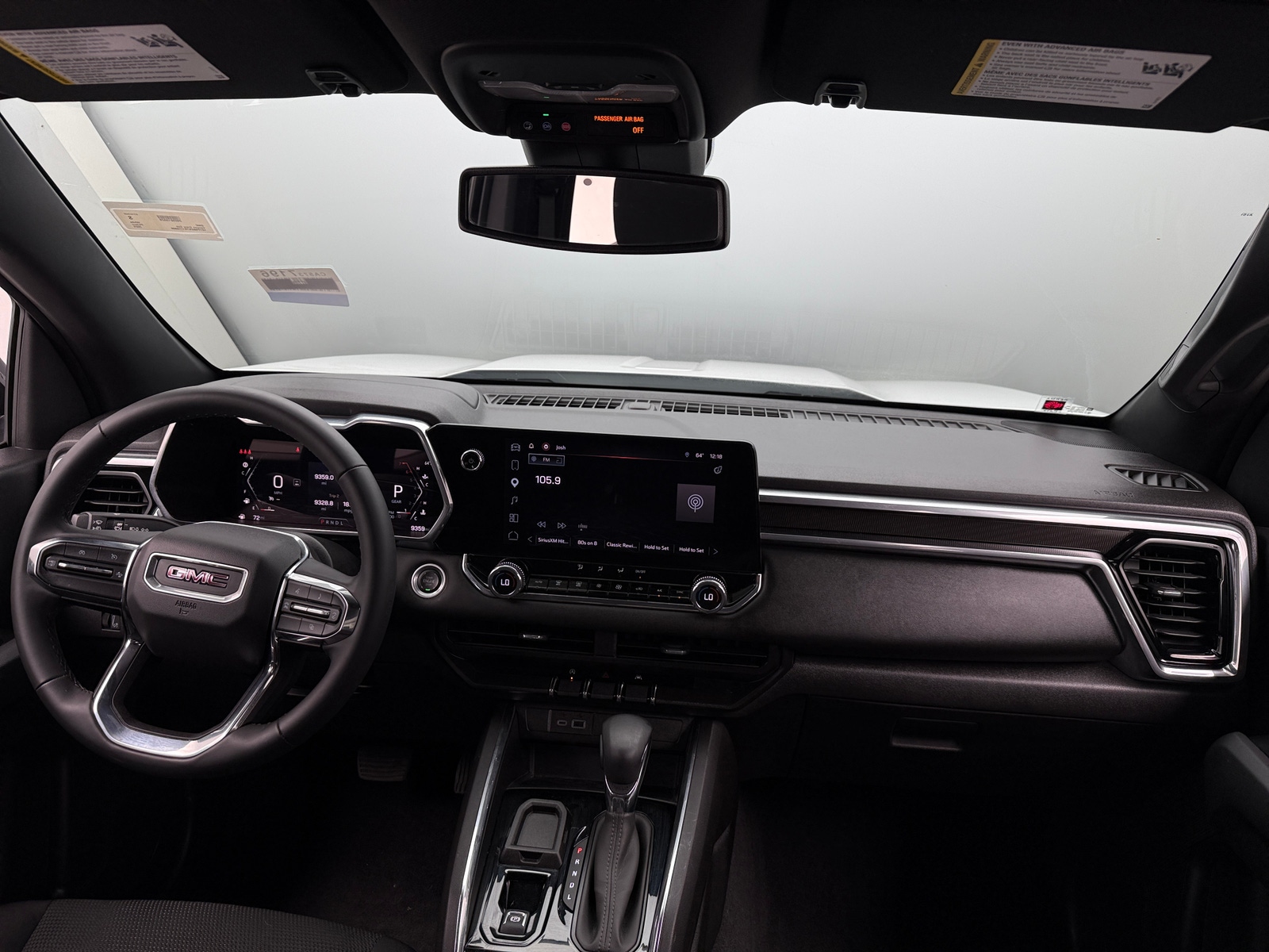 Thumbnail: 2024 GMC Canyon - 3