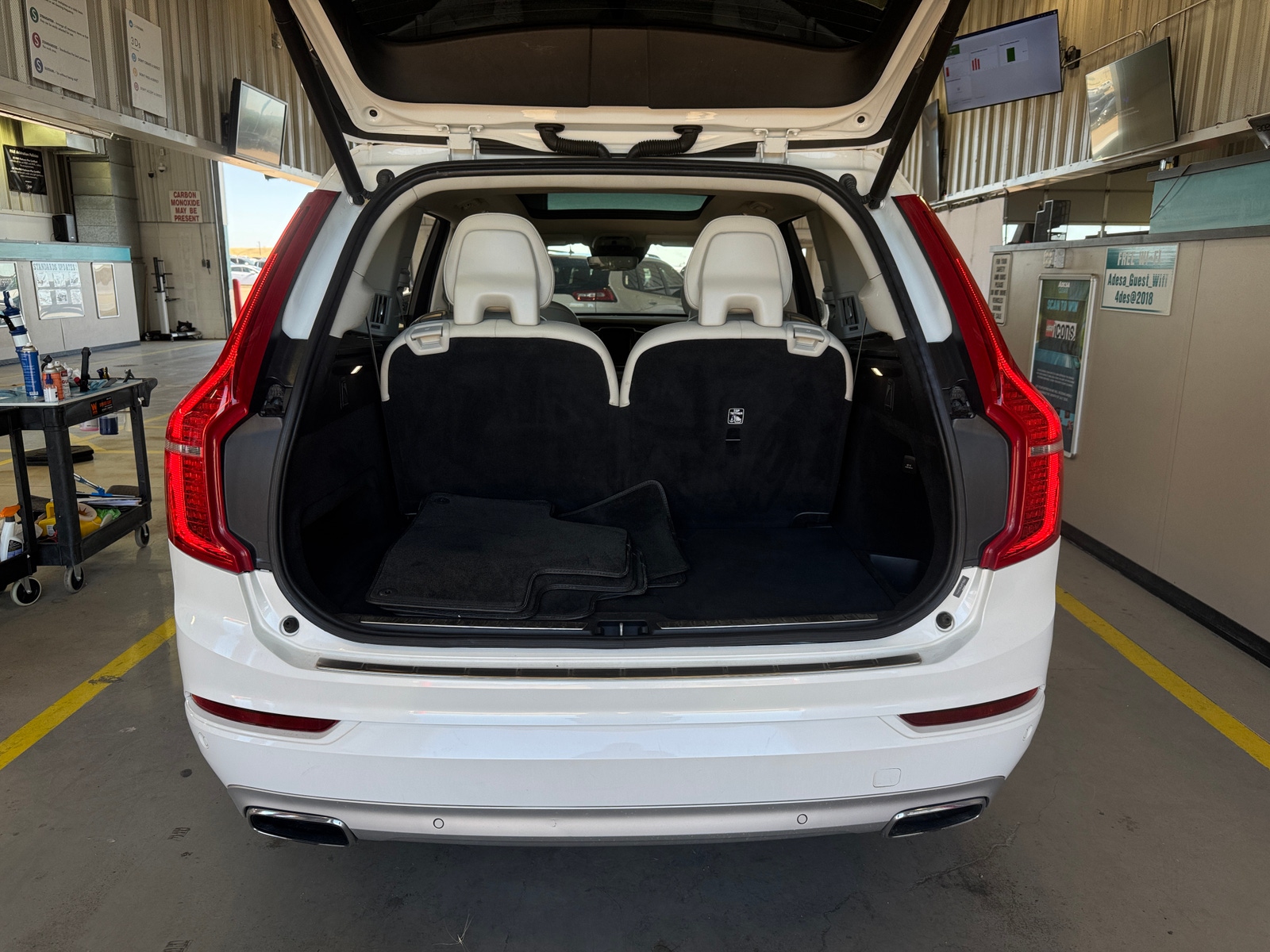 Thumbnail: 2021 Volvo XC90 - 6