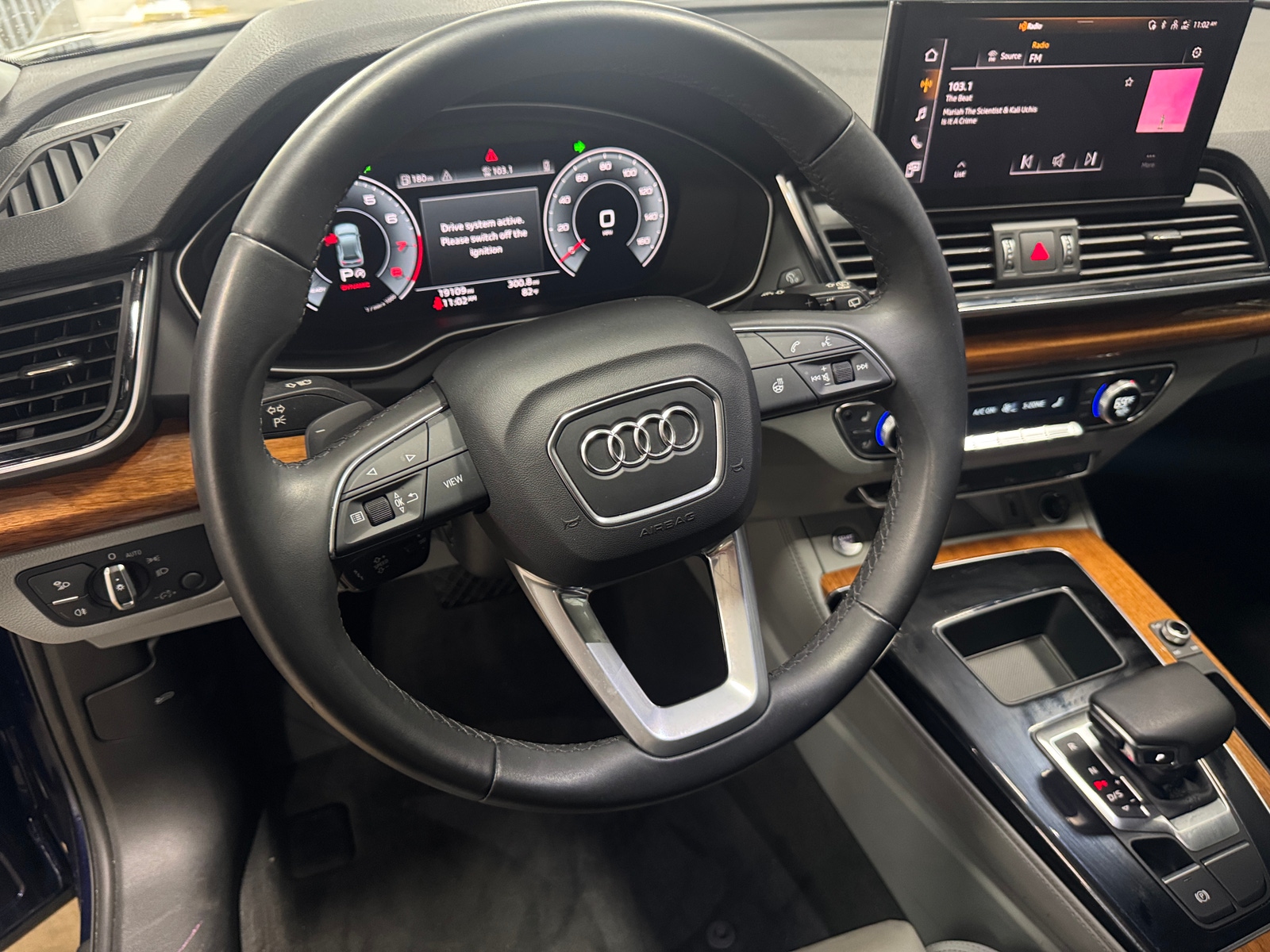 Thumbnail: 2023 Audi Q5 - 4