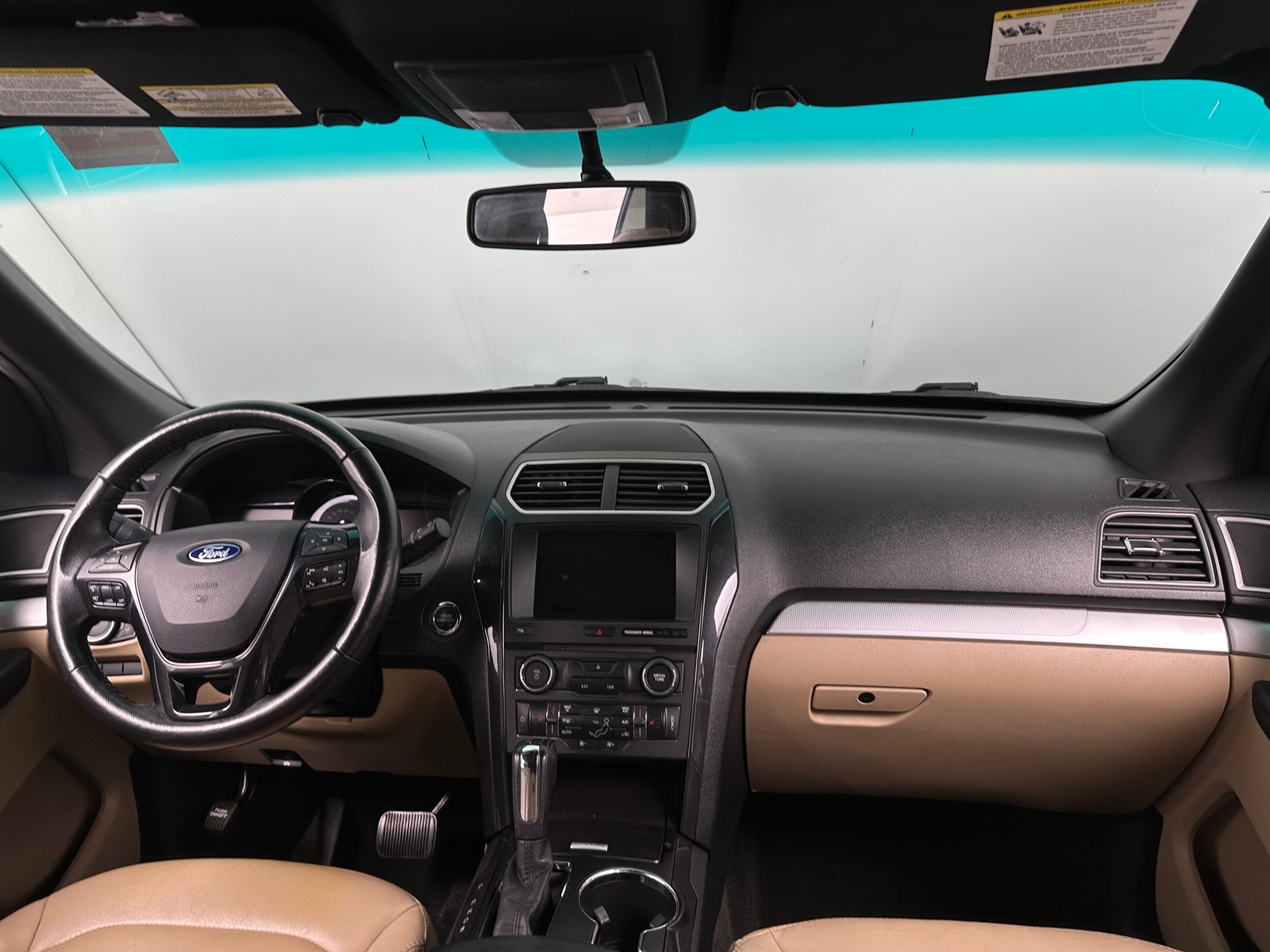 Thumbnail: 2017 Ford Explorer - 3