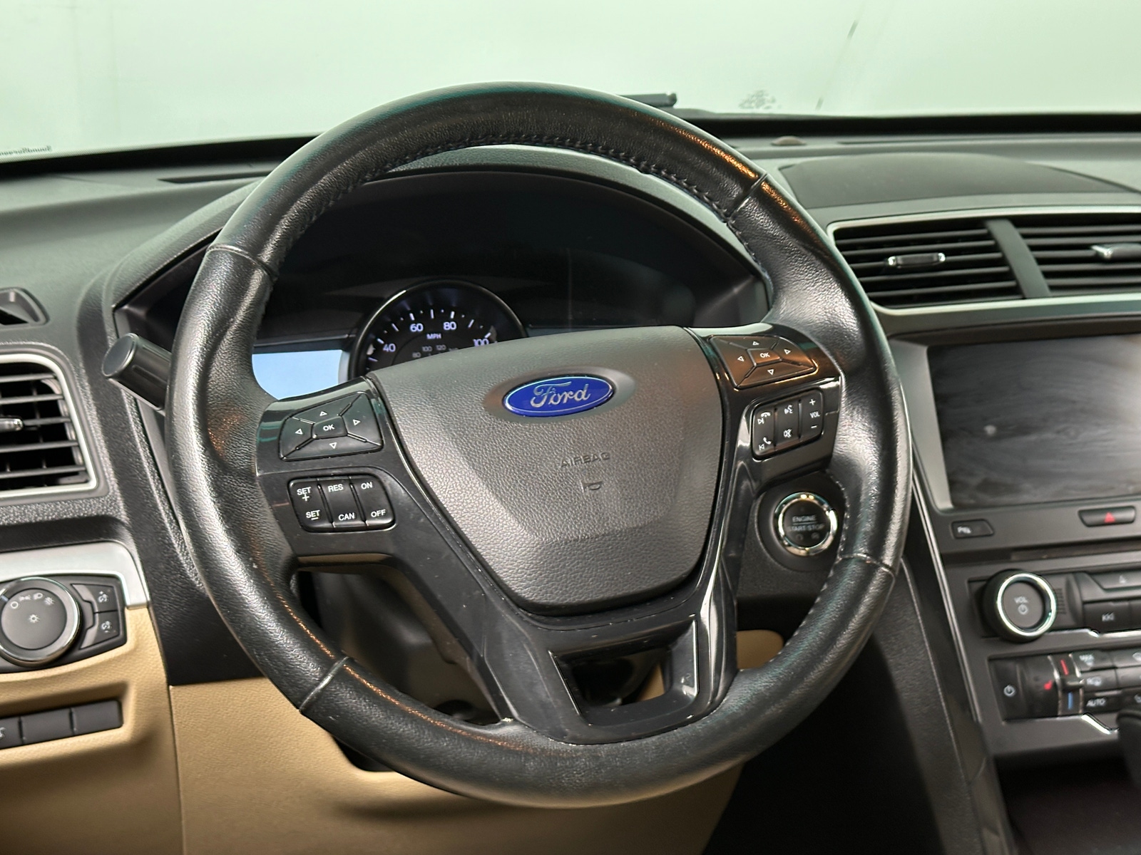 Thumbnail: 2017 Ford Explorer - 5