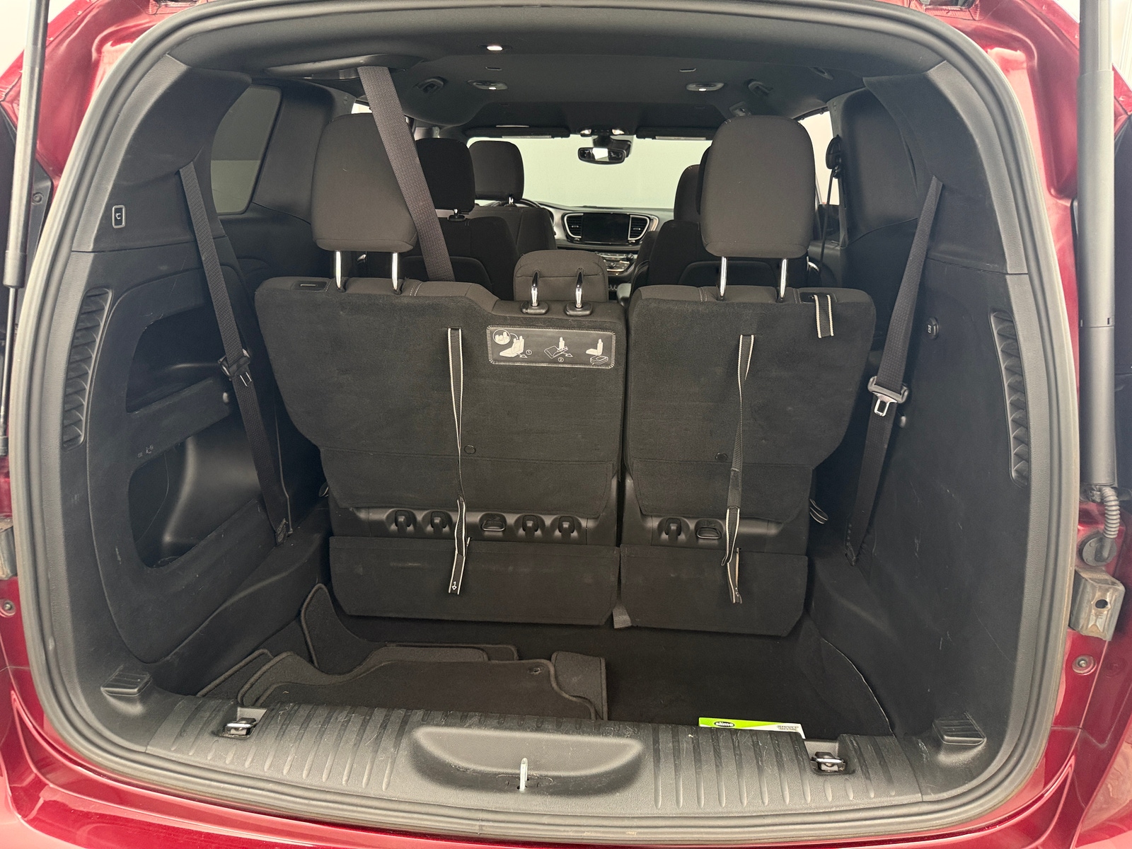 Thumbnail: 2021 Chrysler Pacifica - 7