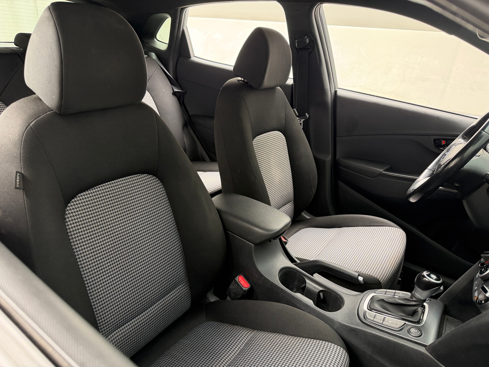 Thumbnail: 2021 Hyundai Kona - 2