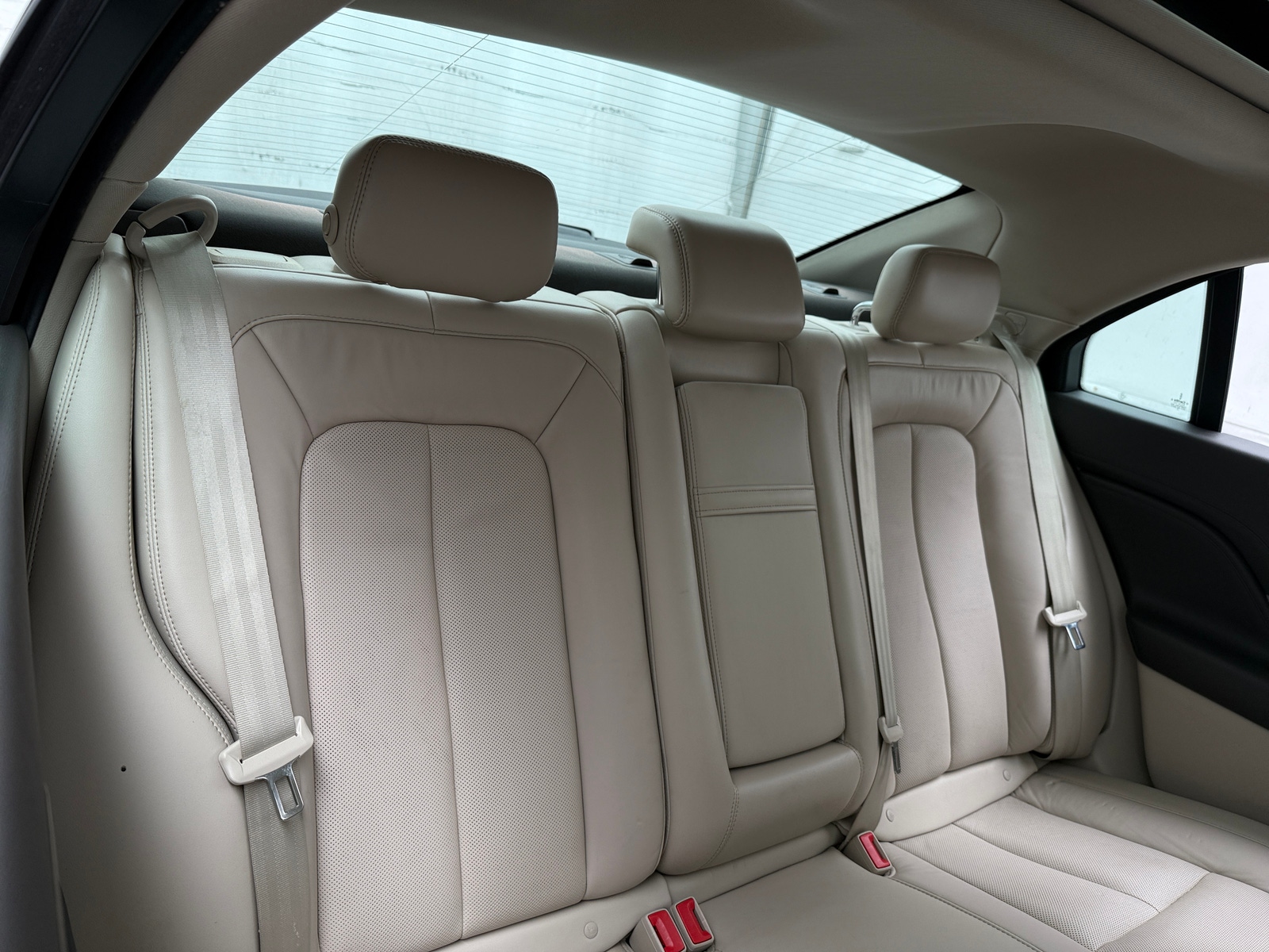Thumbnail: 2018 Lincoln Continental - 5