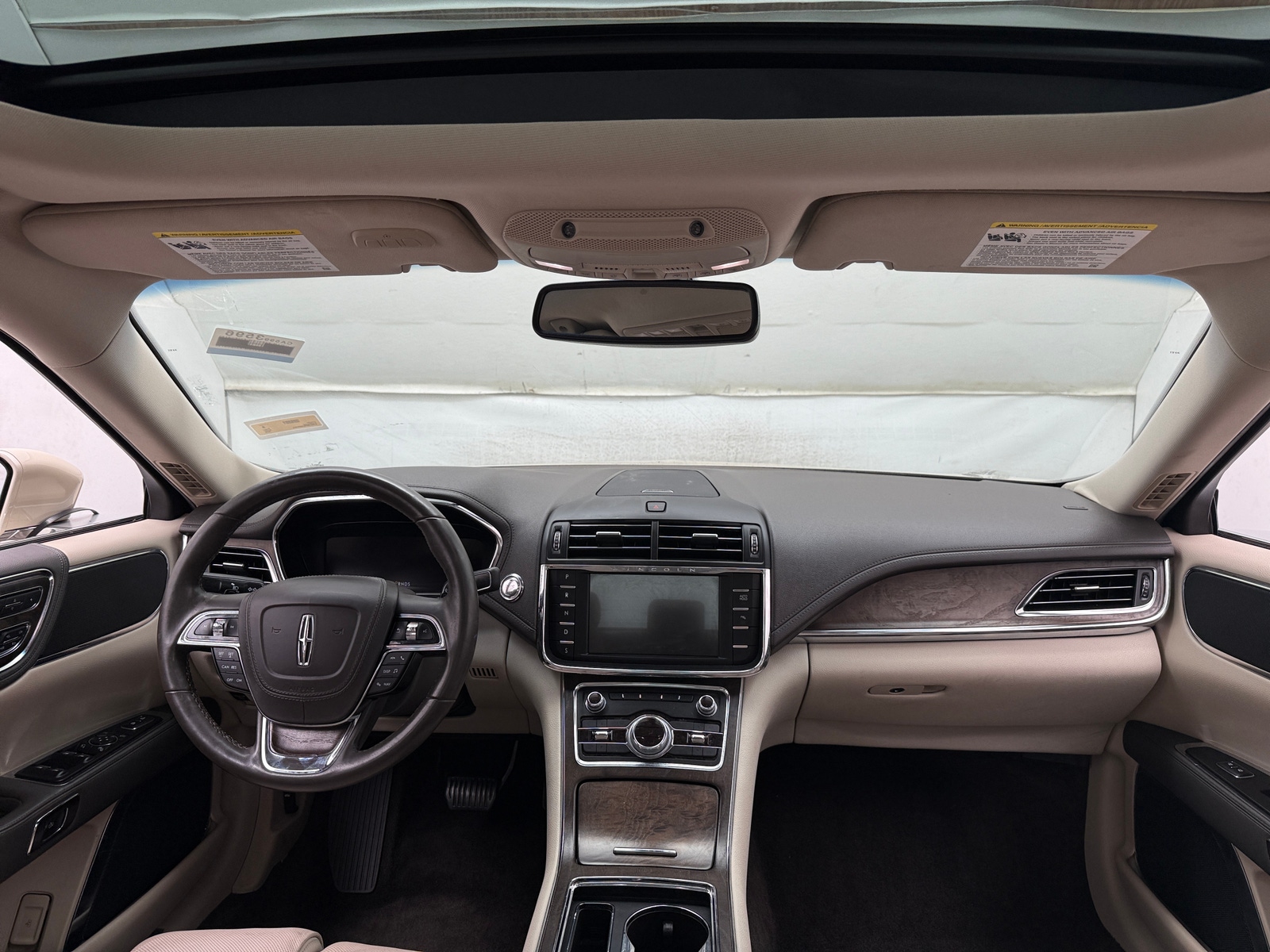 Thumbnail: 2018 Lincoln Continental - 2