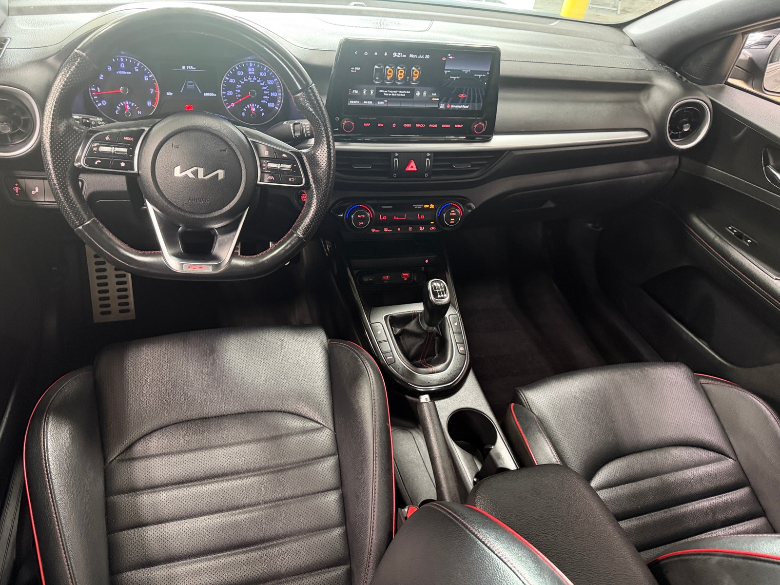 Thumbnail: 2022 Kia Forte - 3