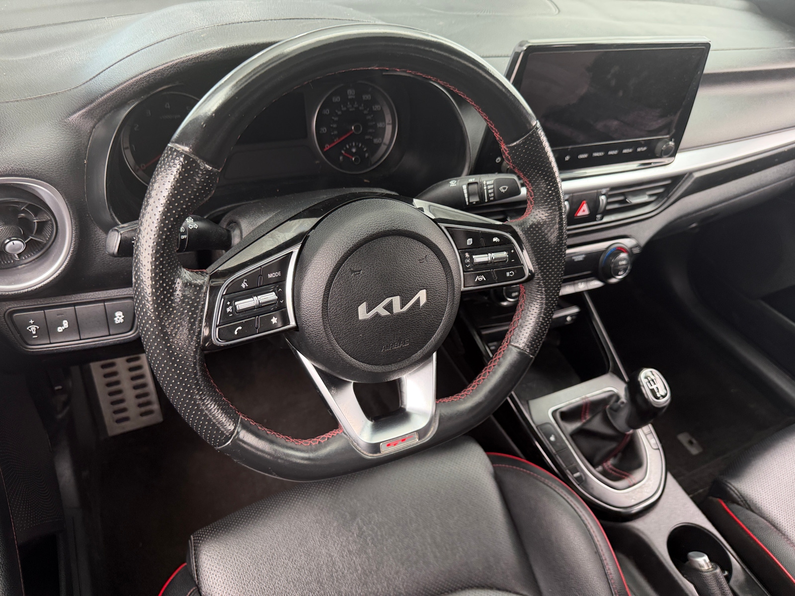 Thumbnail: 2022 Kia Forte - 5